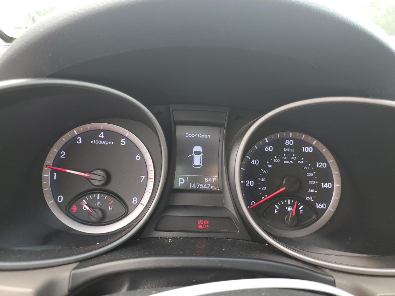 2015 Hyundai Santa Fe - Image 9