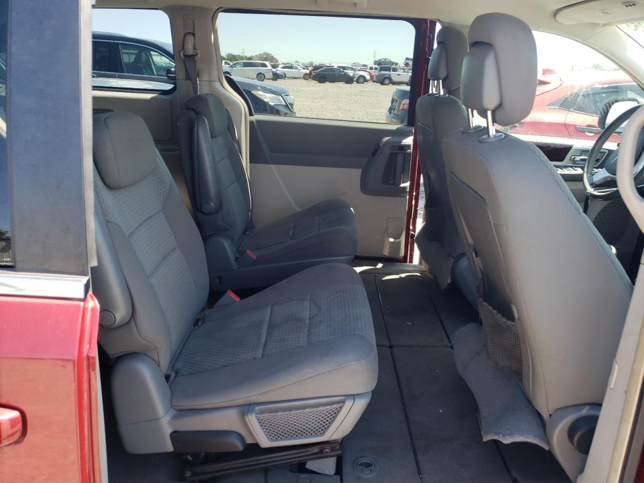 2010 Chrysler Town & Country Touring VIN: 2A4RR5D19AR319637 Lot: 52239154