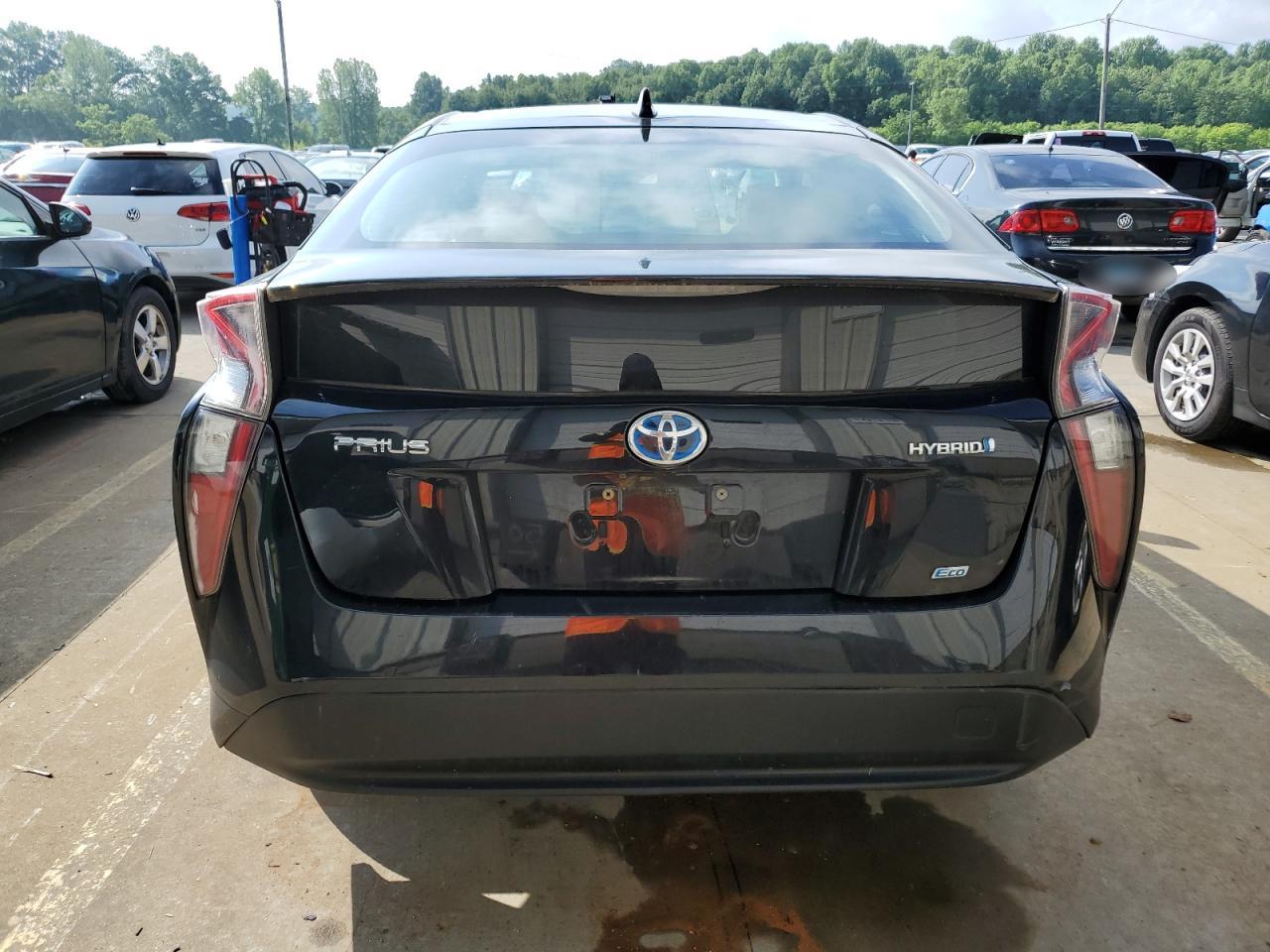 JTDKARFU7G3010070 2016 Toyota Prius