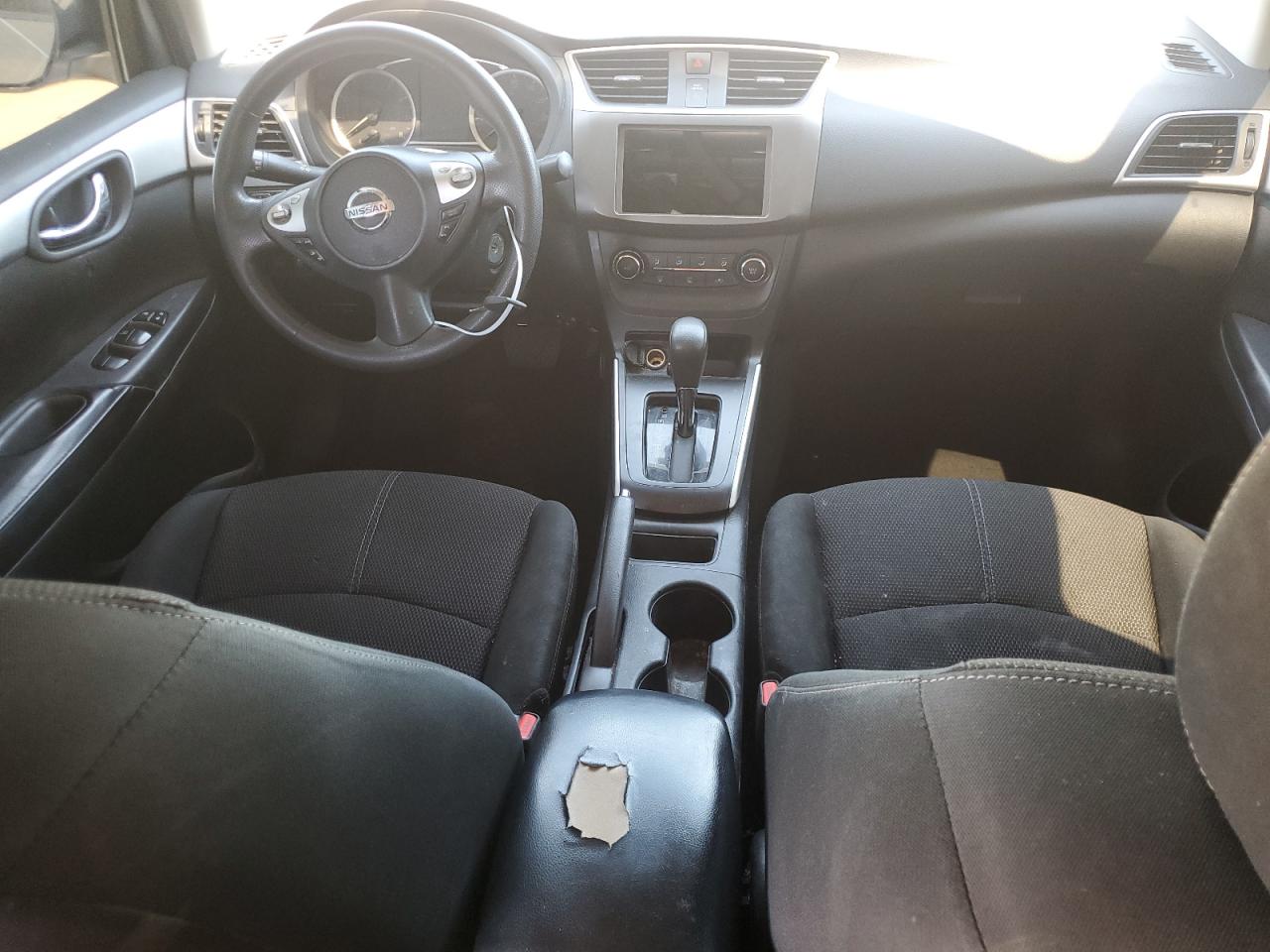 3N1AB7AP0JY240341 2018 Nissan Sentra S