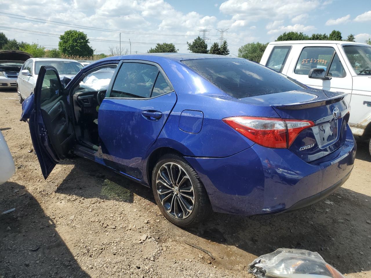 2T1BURHE7FC241506 2015 TOYOTA COROLLA - Image 2