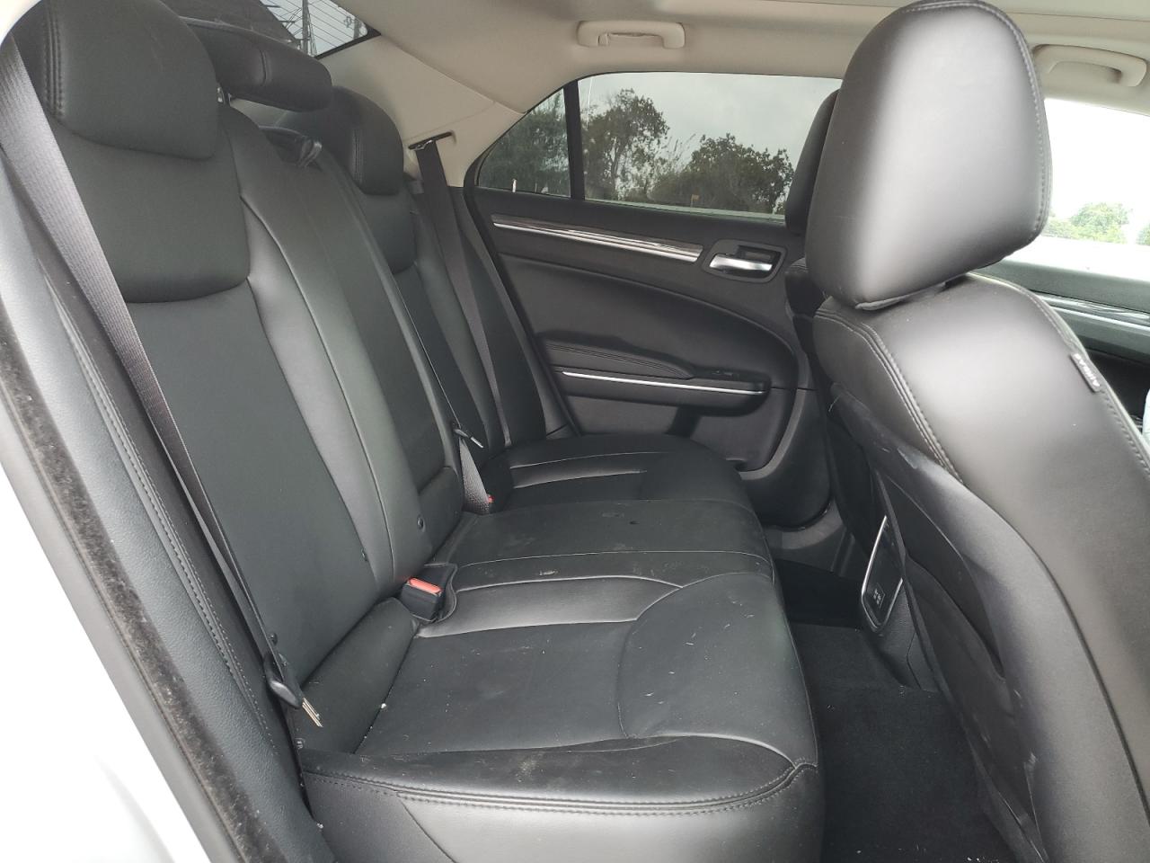 2022 Chrysler 300 Touring L VIN: 2C3CCADGXNH170777 Lot: 56963424