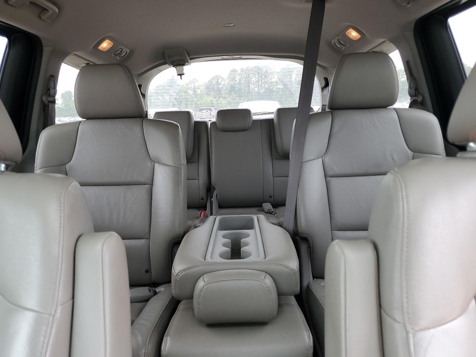 5FNRL5H65BB060977 2011 Honda Odyssey Exl