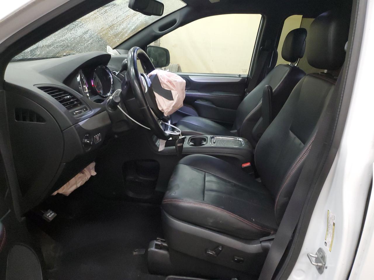 2C4RDGEG2JR201030 2018 Dodge Grand Caravan Gt