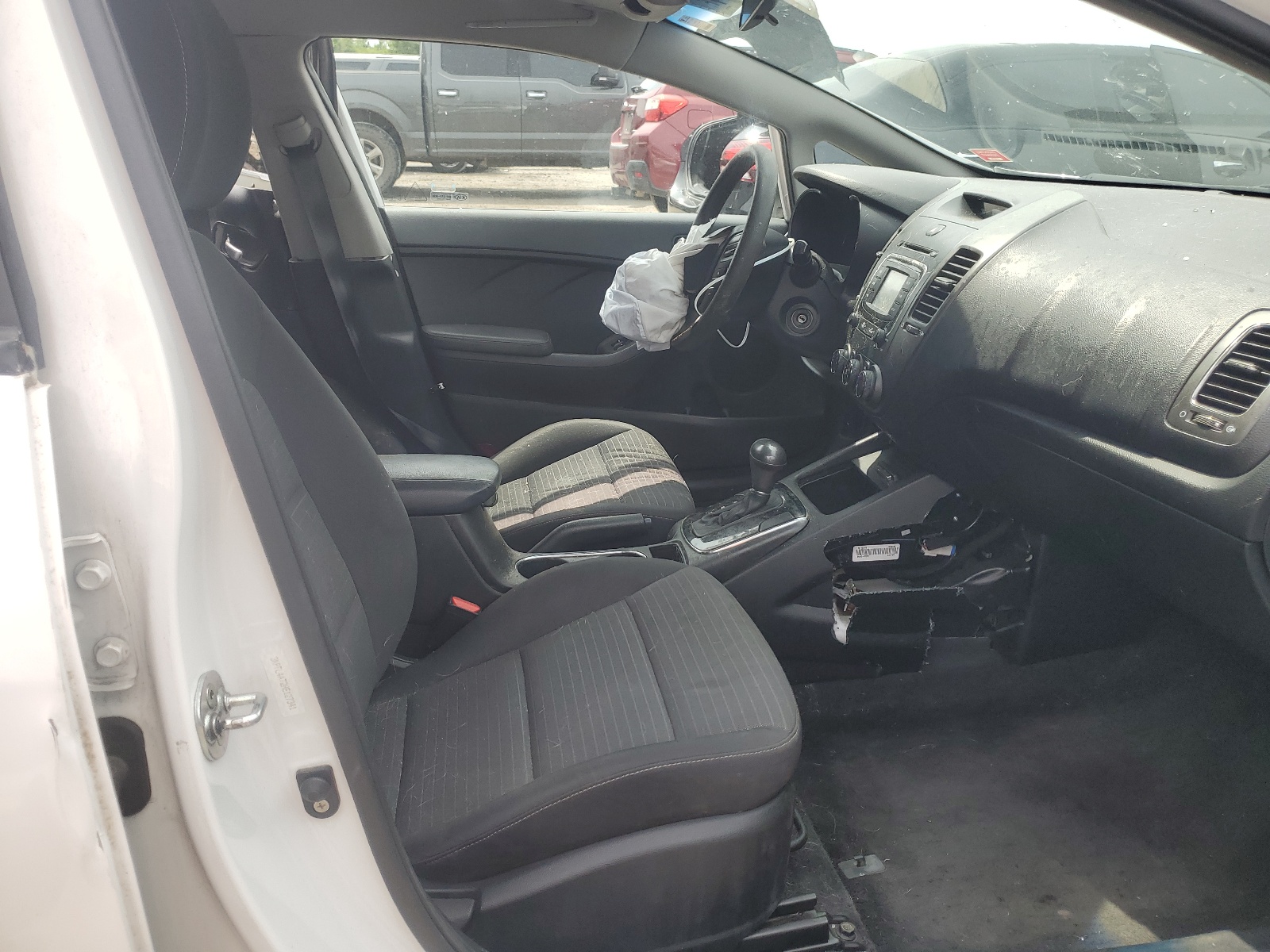 3KPFL4A72HE127341 2017 Kia Forte Lx