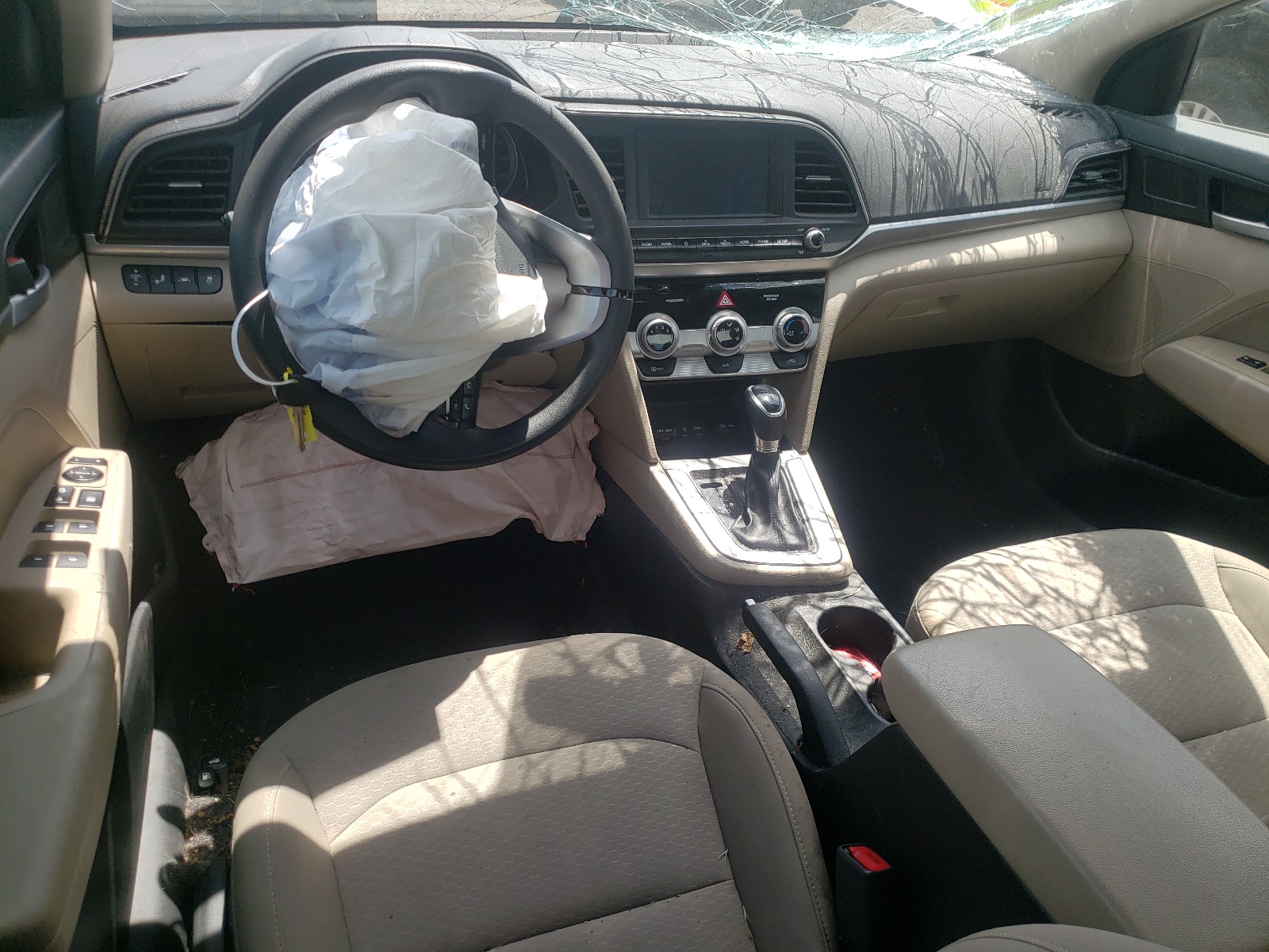 5NPD84LF5KH447978 2019 Hyundai Elantra Sel