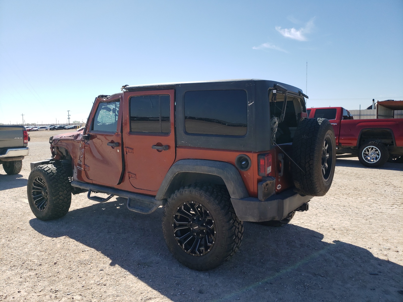 2014 Jeep Wrangler Unlimited Sport vin: 1C4BJWDG7EL297807