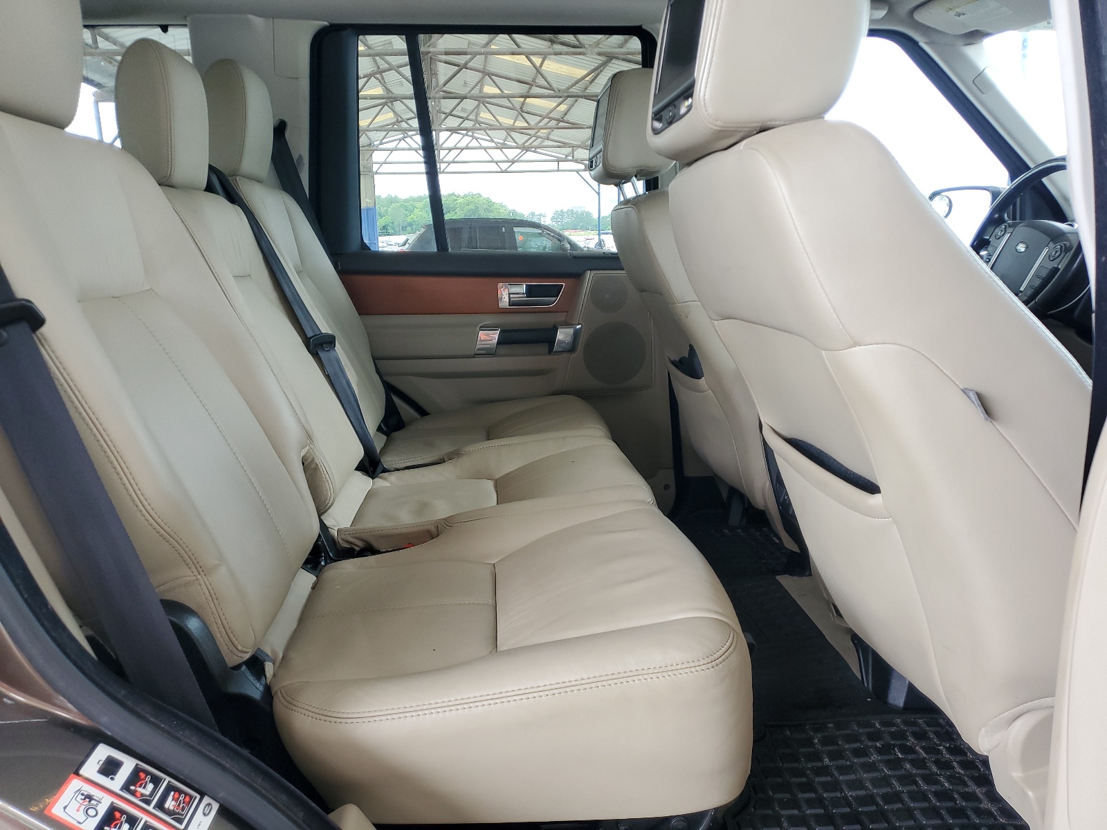 SALAK2D41CA613209 2012 Land Rover Lr4 Hse Luxury