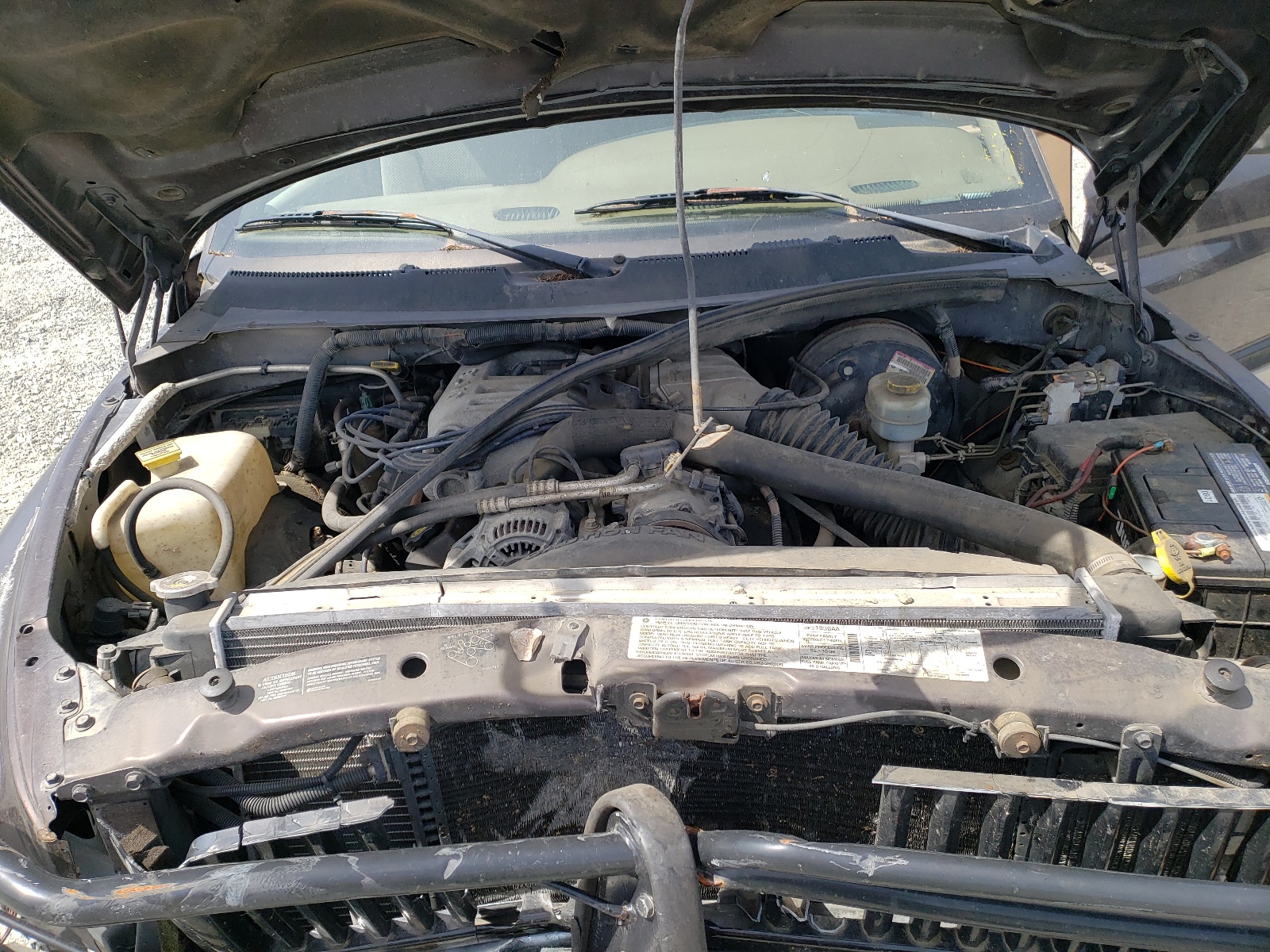 1B7KF23W1WJ186881 1998 Dodge Ram 2500