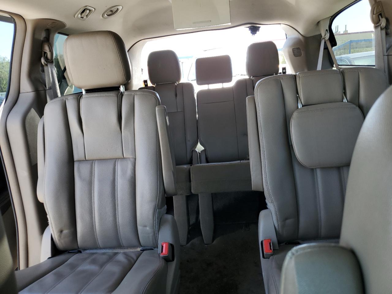 2014 Chrysler Town & Country Touring VIN: 2C4RC1BG0ER172279 Lot: 53661684