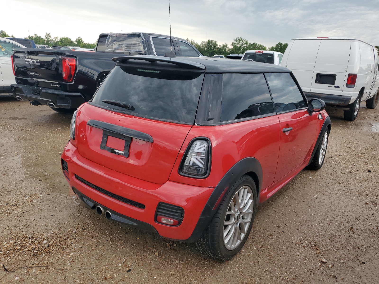 2012 Mini Cooper S vin: WMWSV3C53CT385766