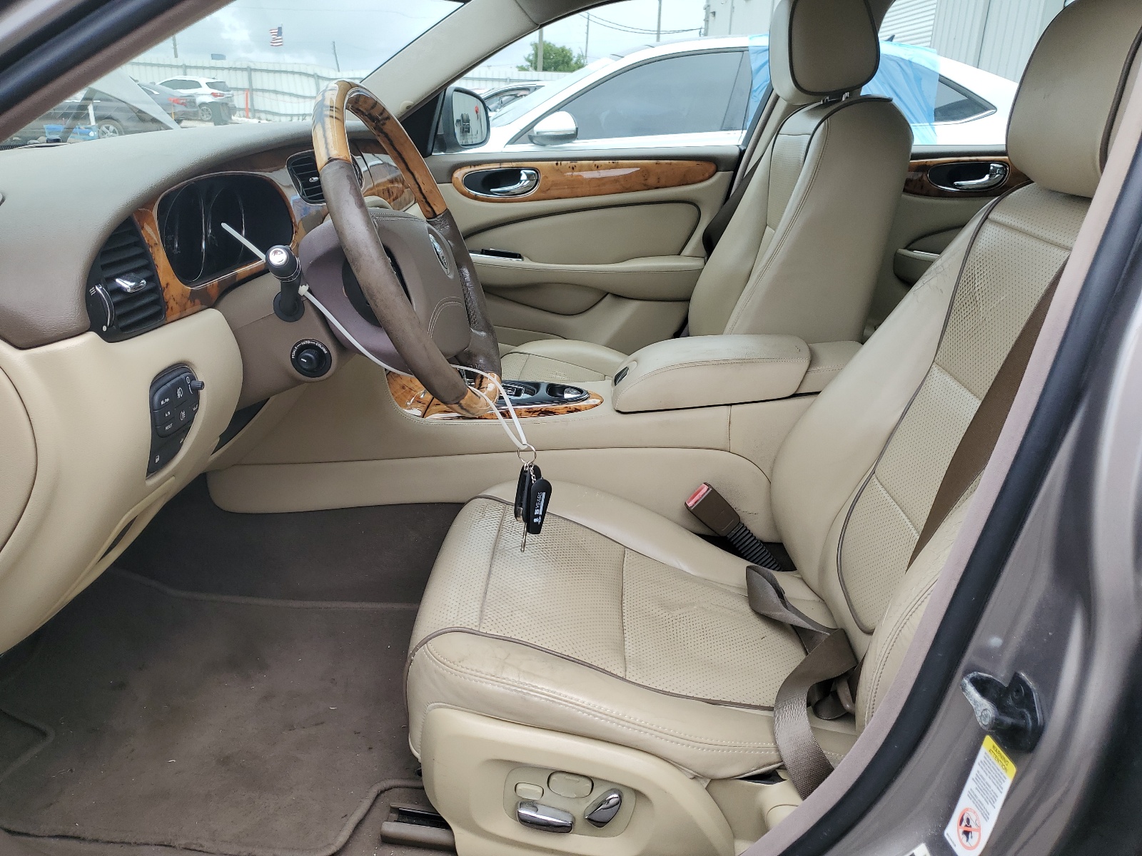 SAJWA79B58SH28504 2008 Jaguar Xj8 L