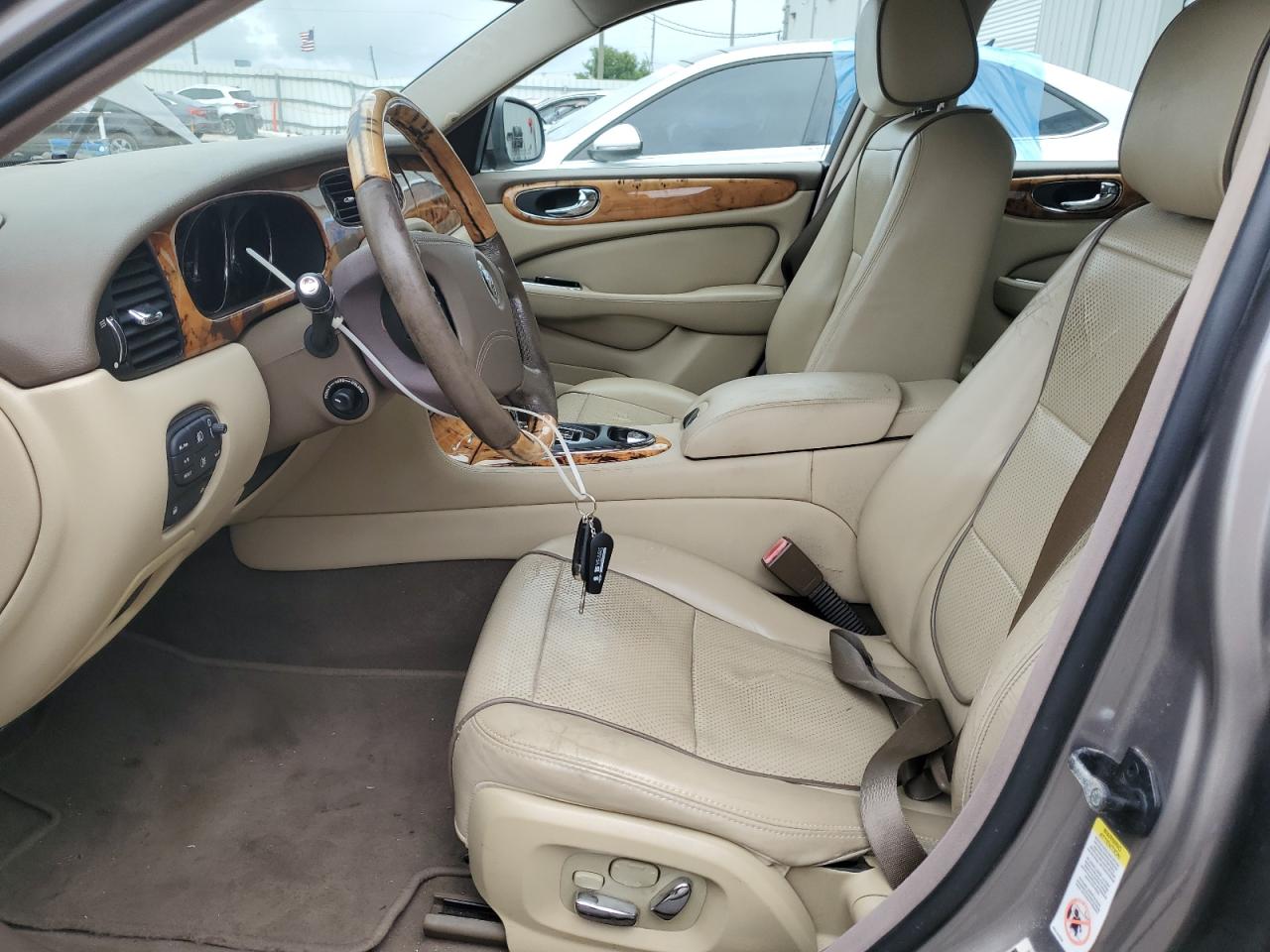2008 Jaguar Xj8 L VIN: SAJWA79B58SH28504 Lot: 55933804
