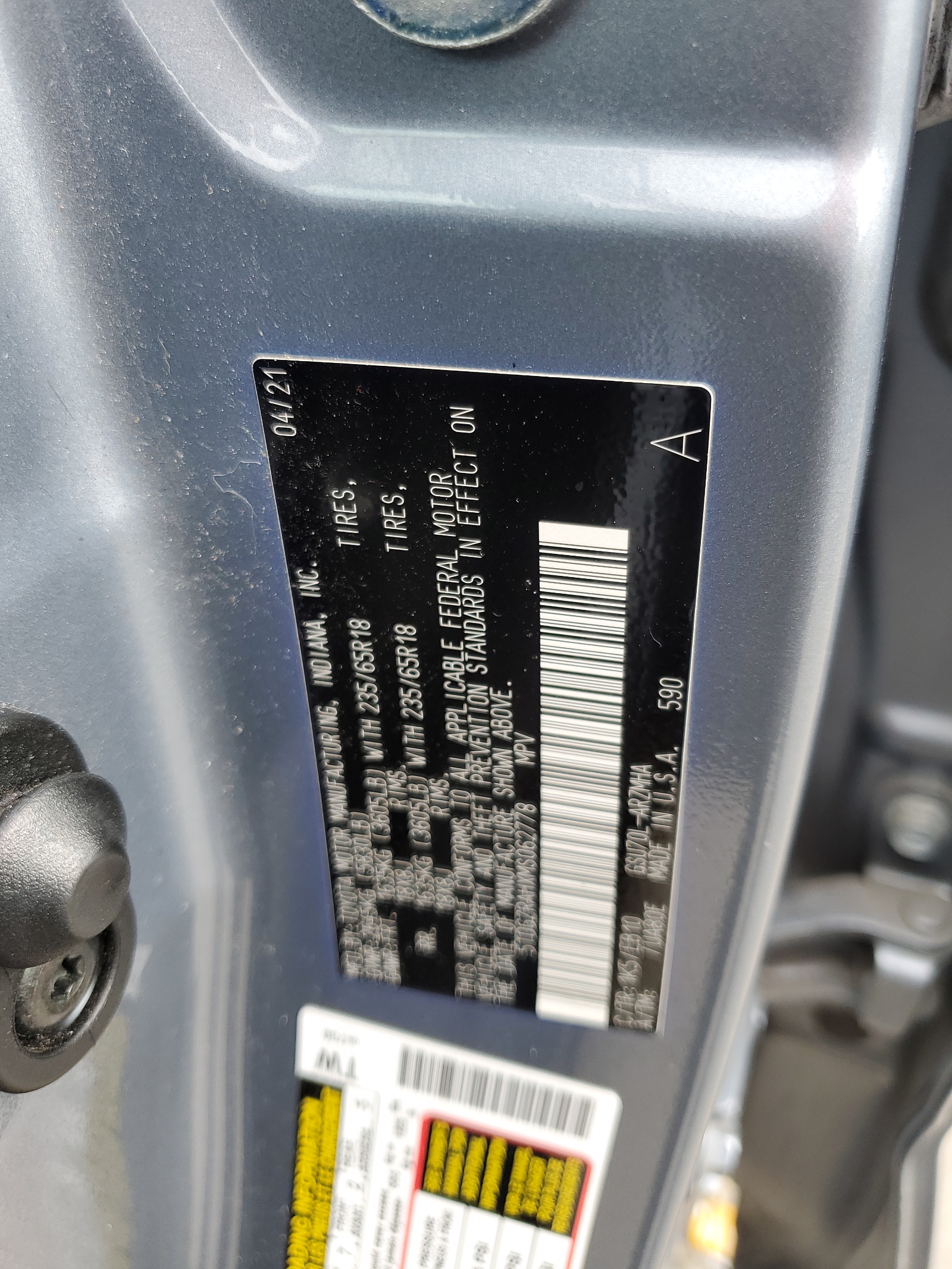 5TDGZRAHXMS062778 2021 Toyota Highlander Xle