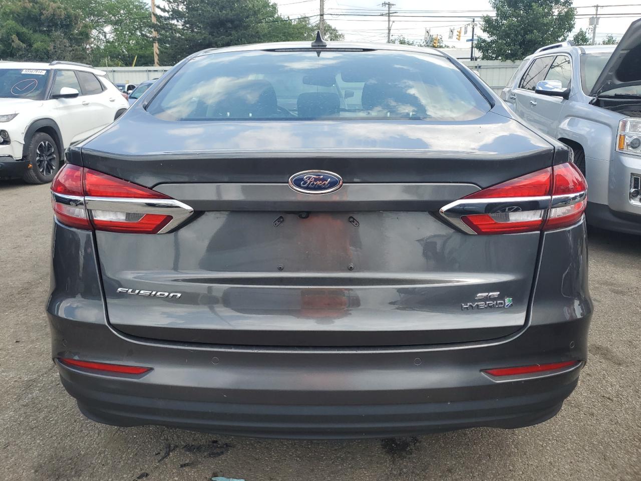 2019 Ford Fusion Se VIN: 3FA6P0LU7KR139569 Lot: 55095234