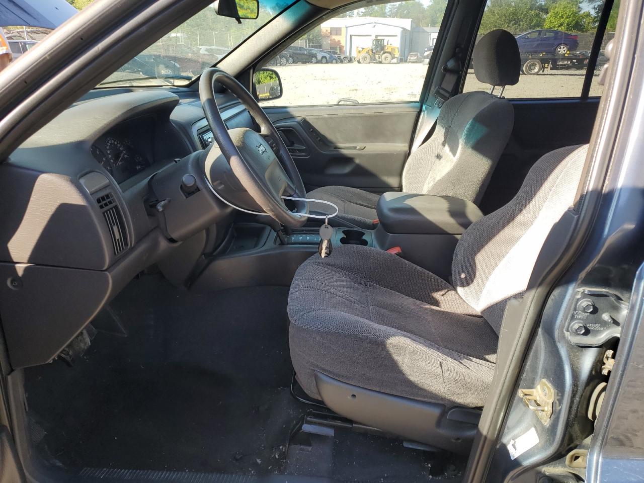 2001 Jeep Grand Cherokee Laredo VIN: 1J4GW48S71C545049 Lot: 56014764