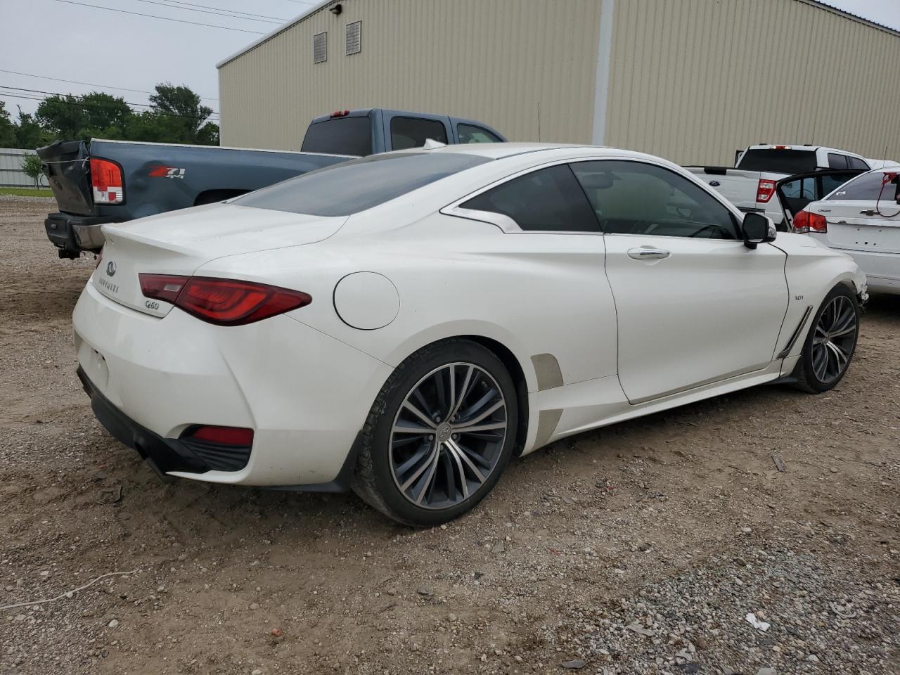 VIN JN1EV7EKXHM361303 2017 INFINITI Q60 no.3