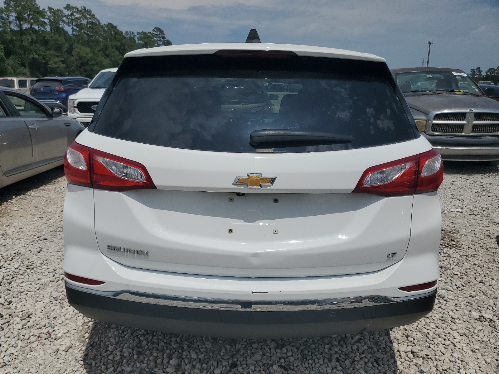 2GNAXJEV9K6220880 2019 Chevrolet Equinox Lt