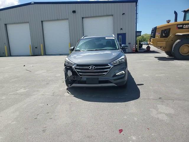 2017 Hyundai Tucson Limited VIN: KM8J3CA27HU375834 Lot: 54494364