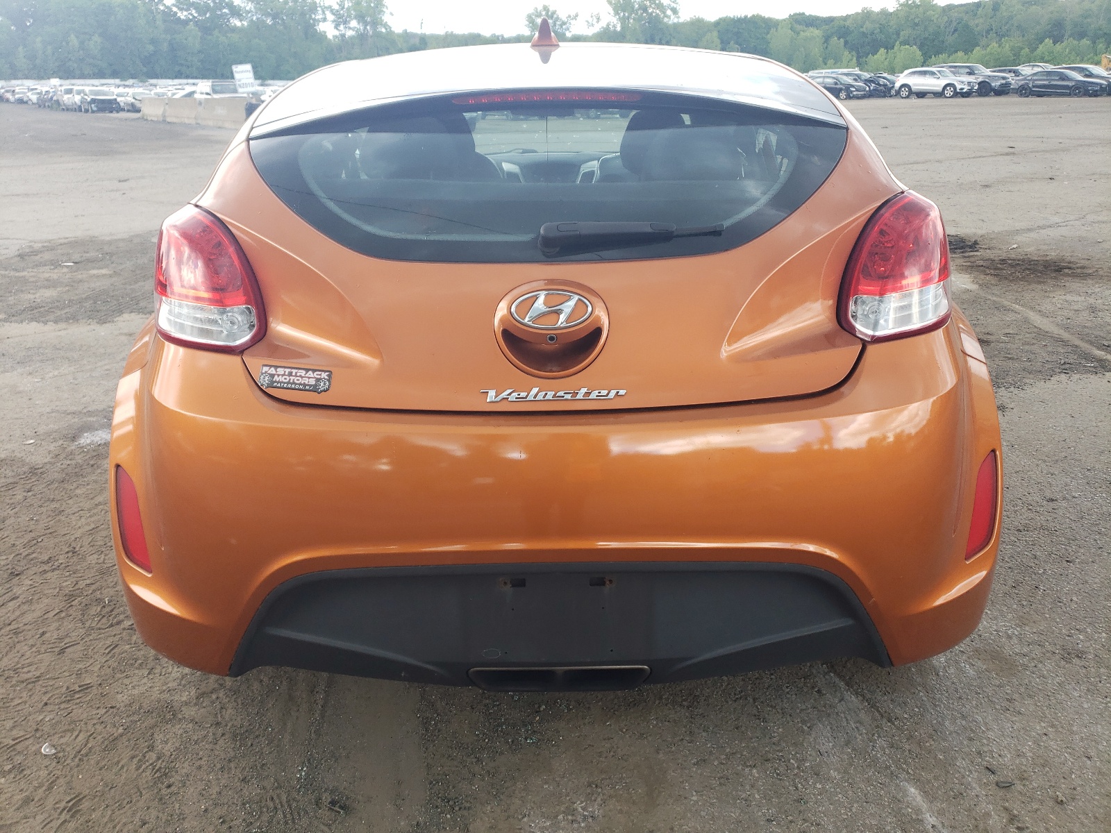 KMHTC6AD8GU300974 2016 Hyundai Veloster