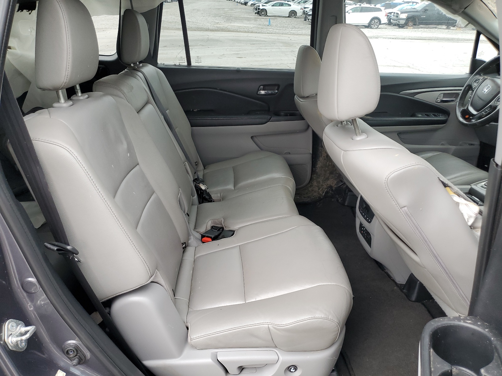 5FNYF5H83GB006573 2016 Honda Pilot Exl