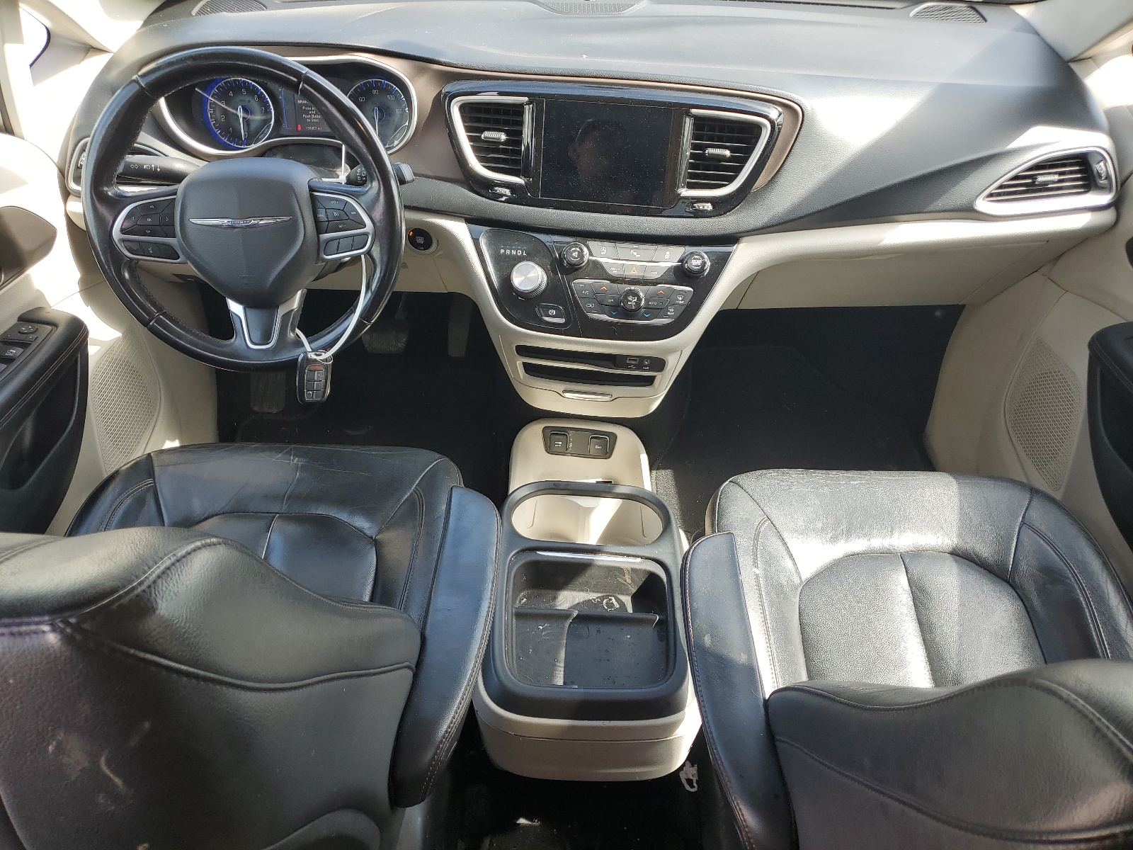 2C4RC1BG6HR788301 2017 Chrysler Pacifica Touring L