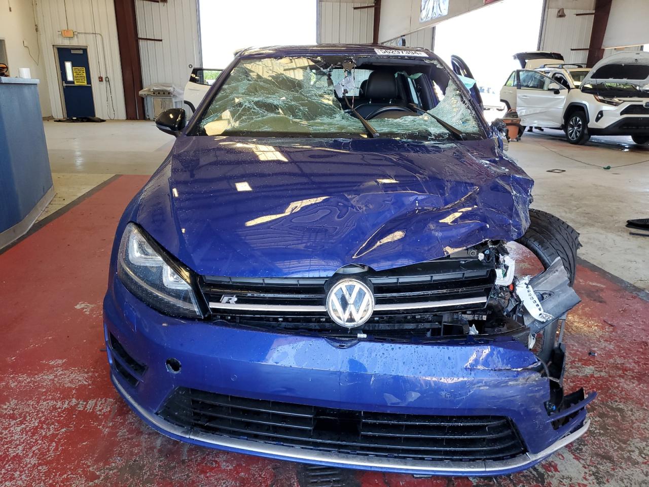 2017 Volkswagen Golf - Image 5