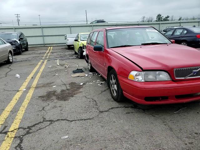 2000 Volvo V70 Base VIN: YV1LW61J0Y2666503 Lot: 53746344