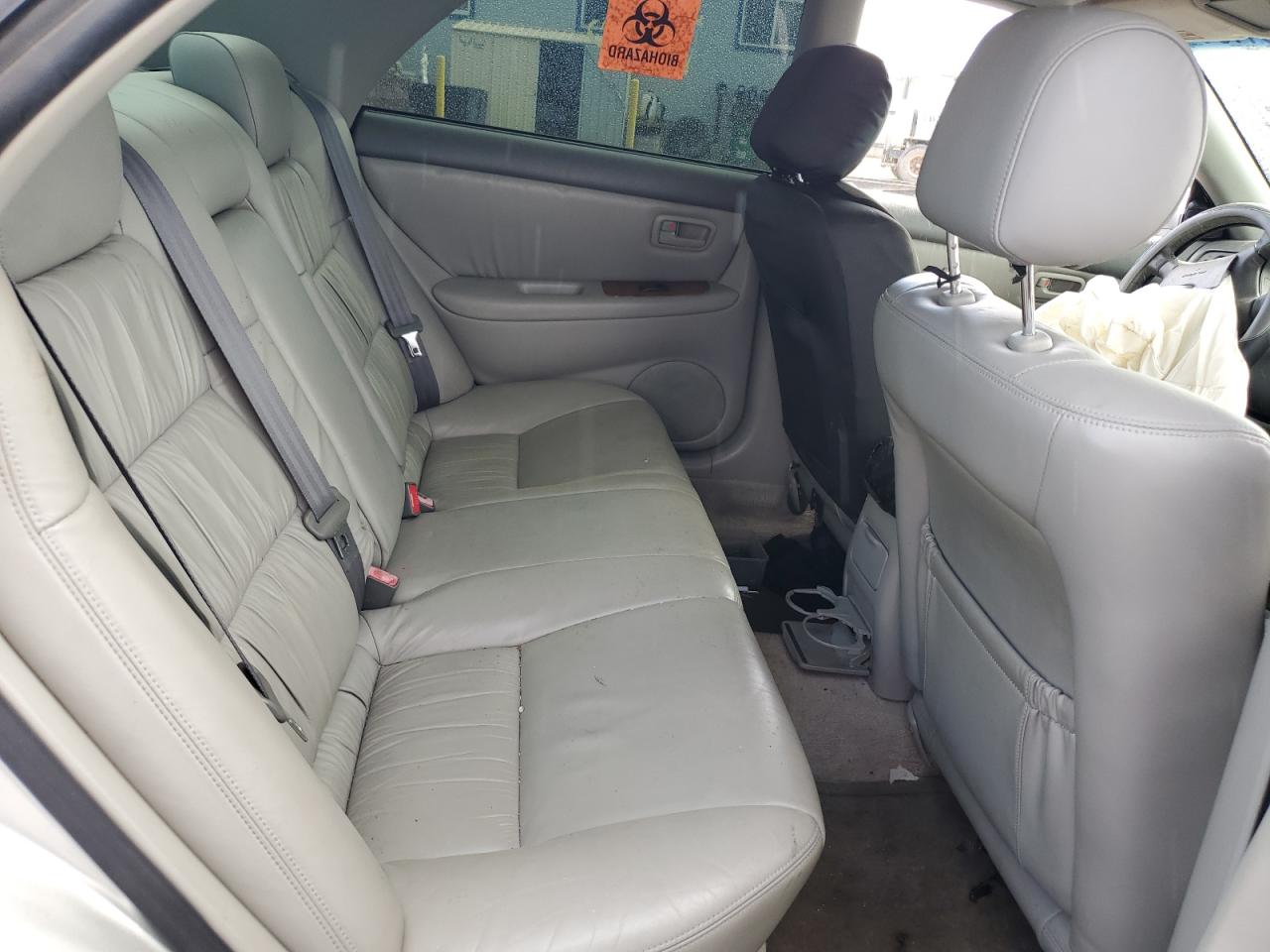 2000 Lexus Es 300 VIN: JT8BF28G0Y0261465 Lot: 55134104