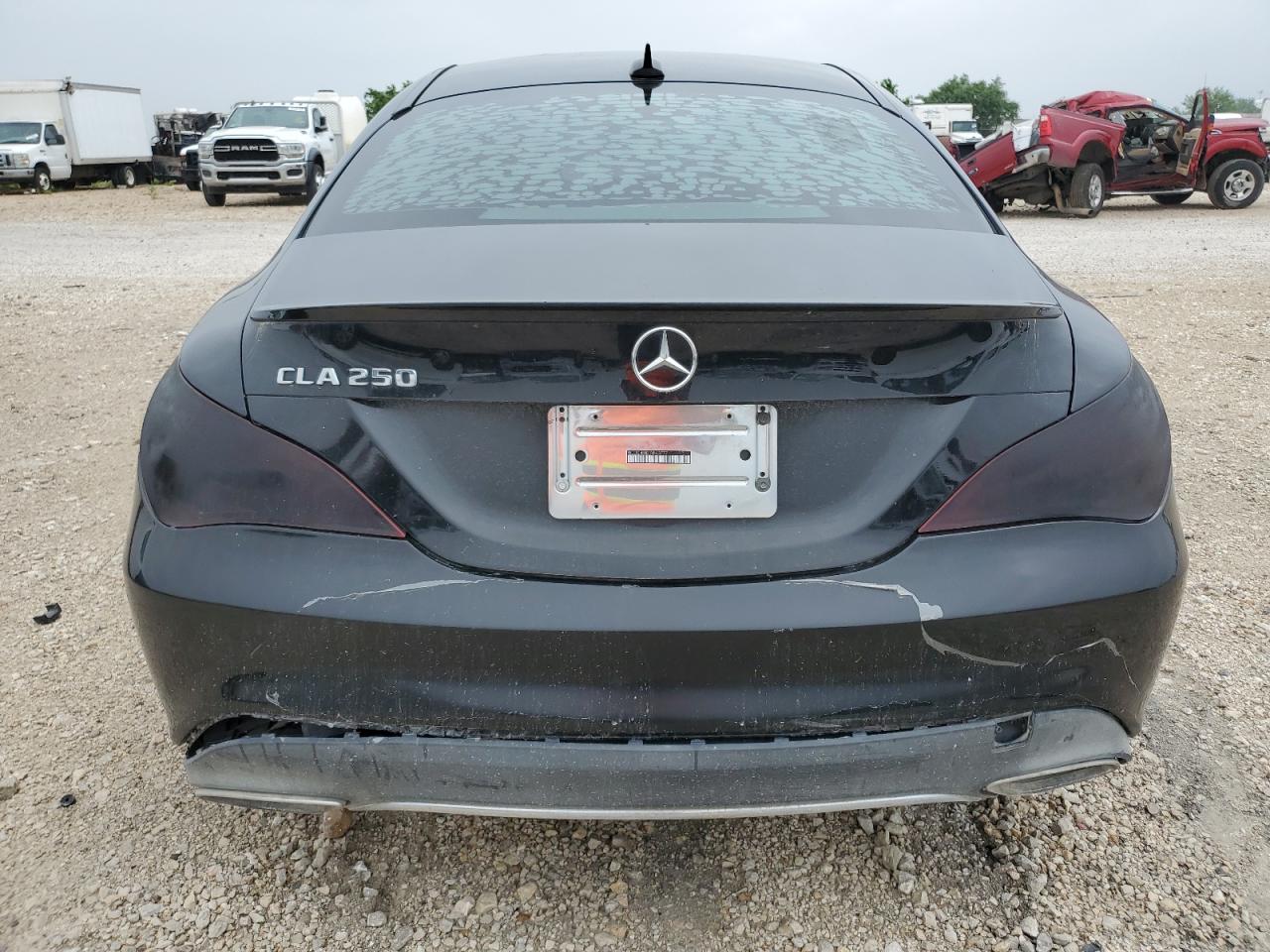 2018 Mercedes-Benz Cla 250 VIN: WDDSJ4EB2JN563777 Lot: 54077604