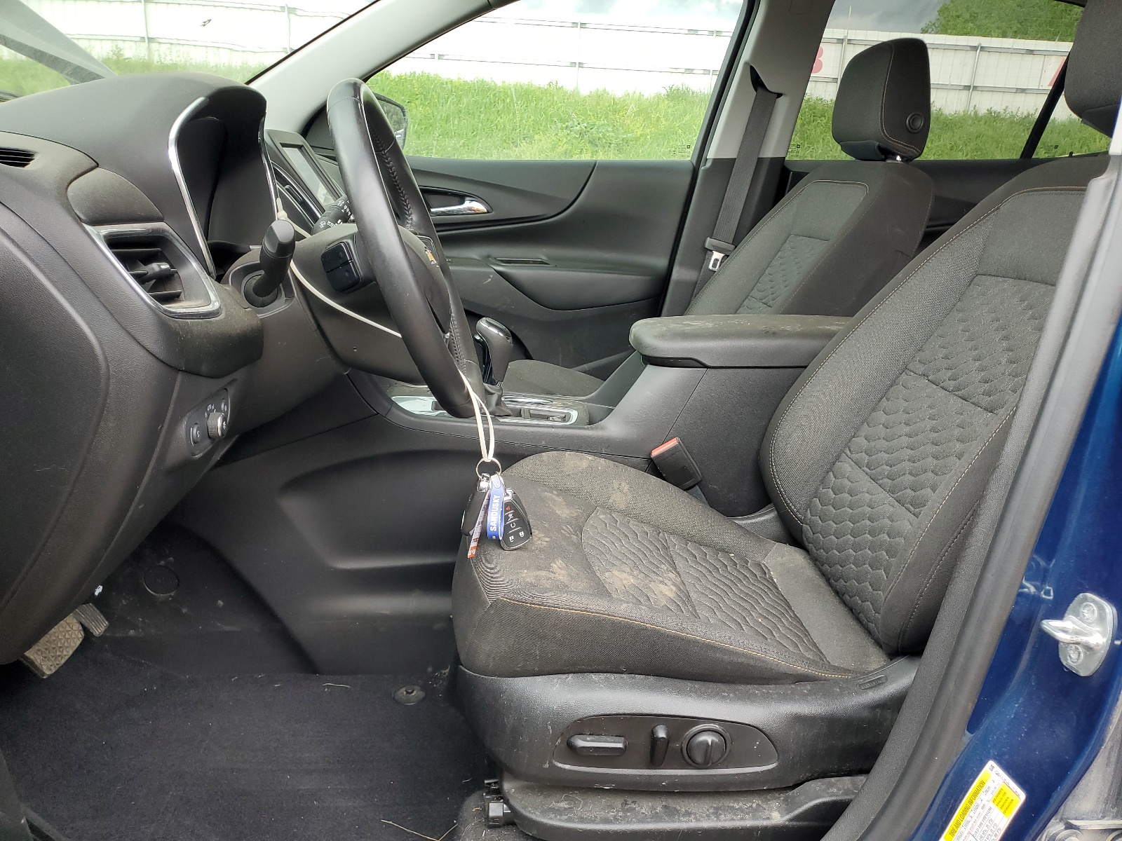 3GNAXJEV9LL313654 2020 Chevrolet Equinox Lt