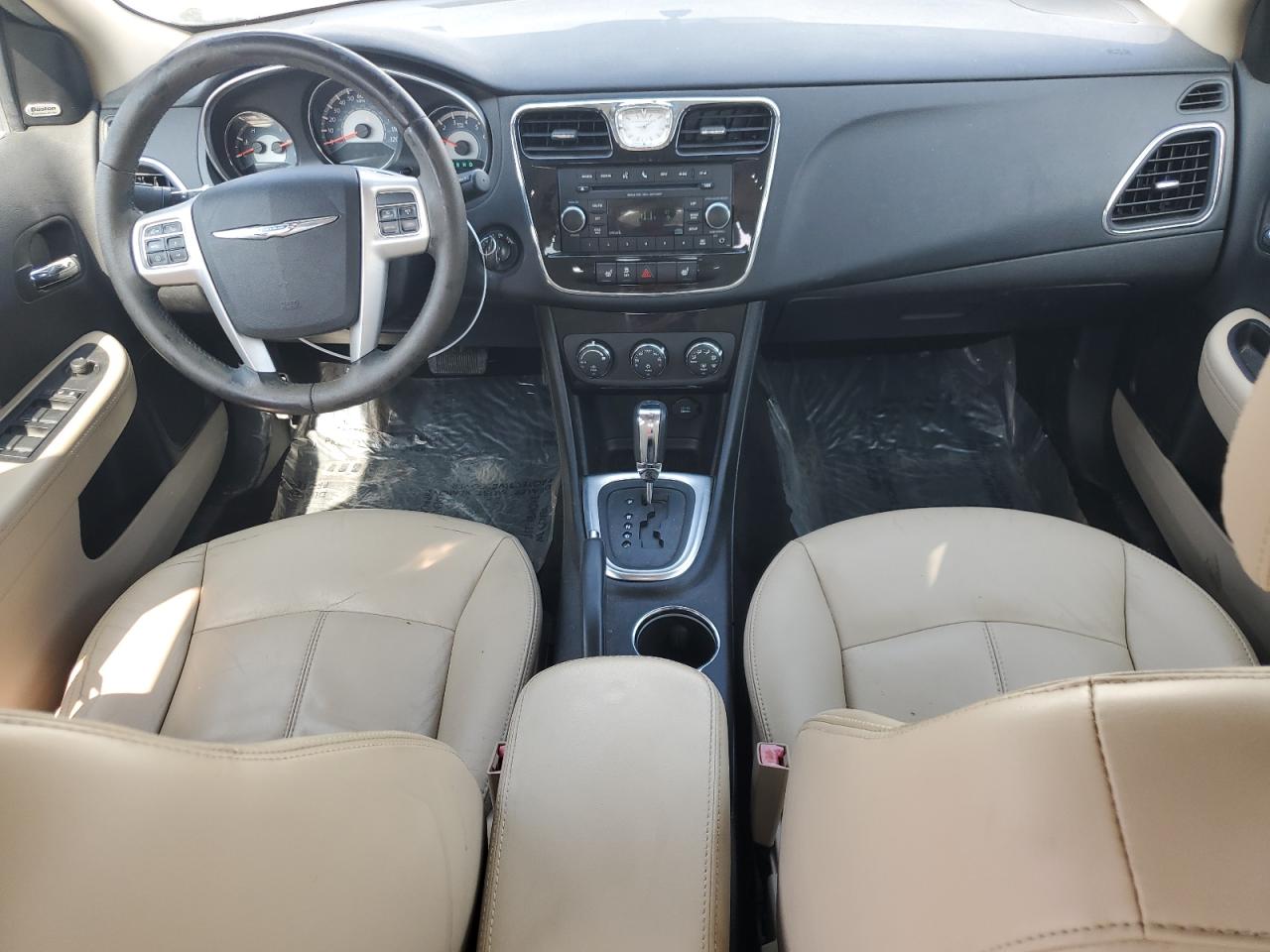 2013 Chrysler 200 Limited VIN: 1C3CCBCG1DN615498 Lot: 56343264