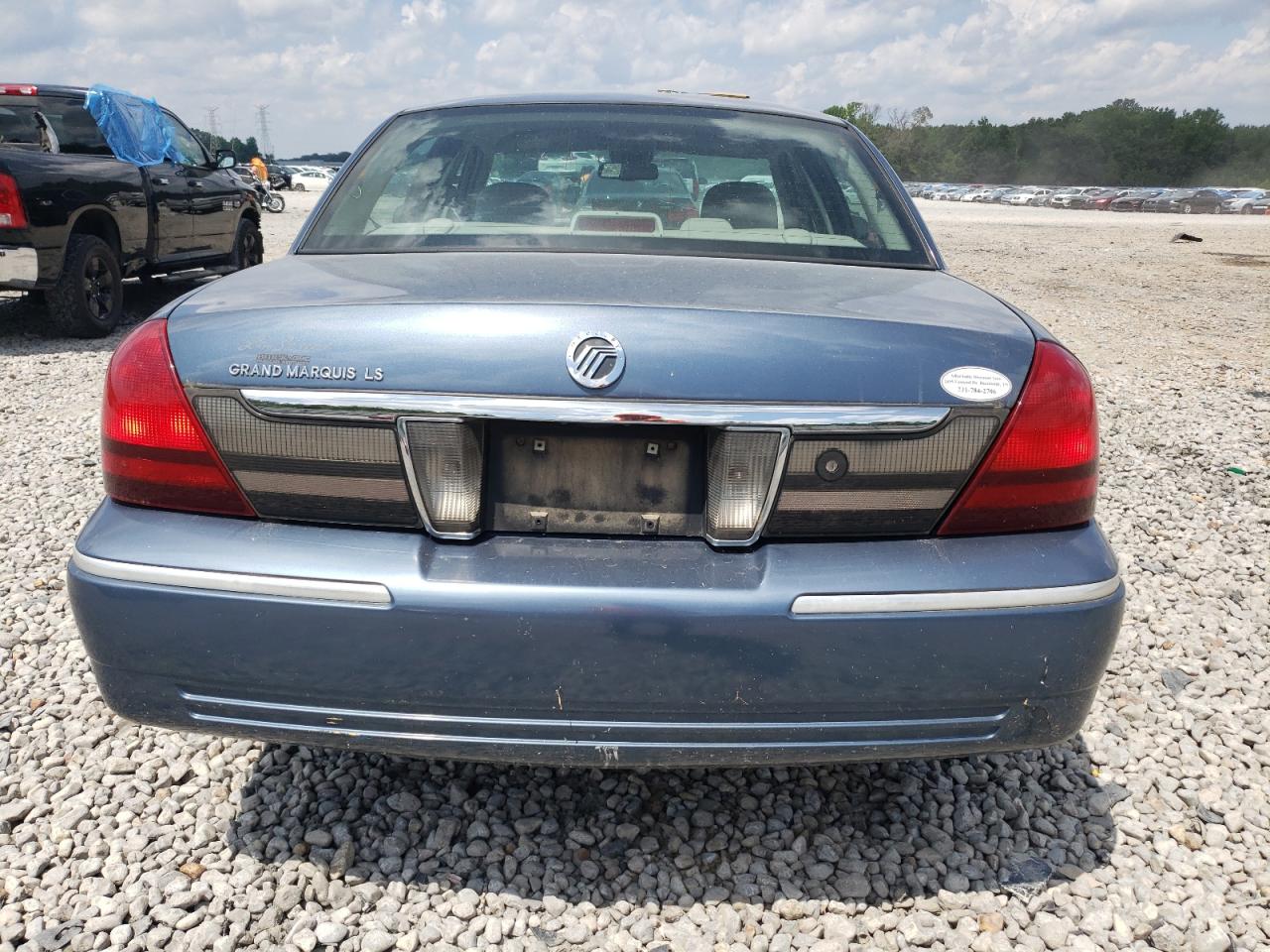 2MEFM75V37X623070 2007 Mercury Grand Marquis Ls