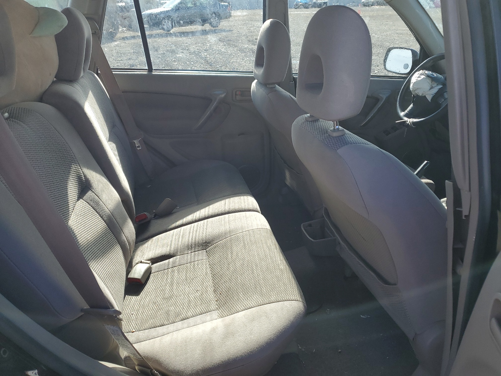 JTEGD20VX40037763 2004 Toyota Rav4