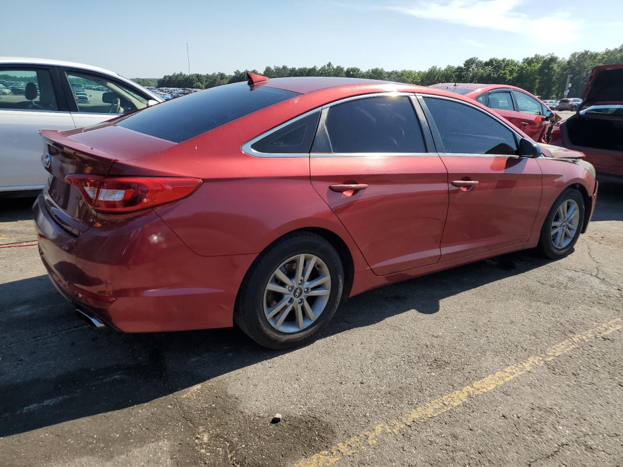 2016 Hyundai Sonata - Image 3