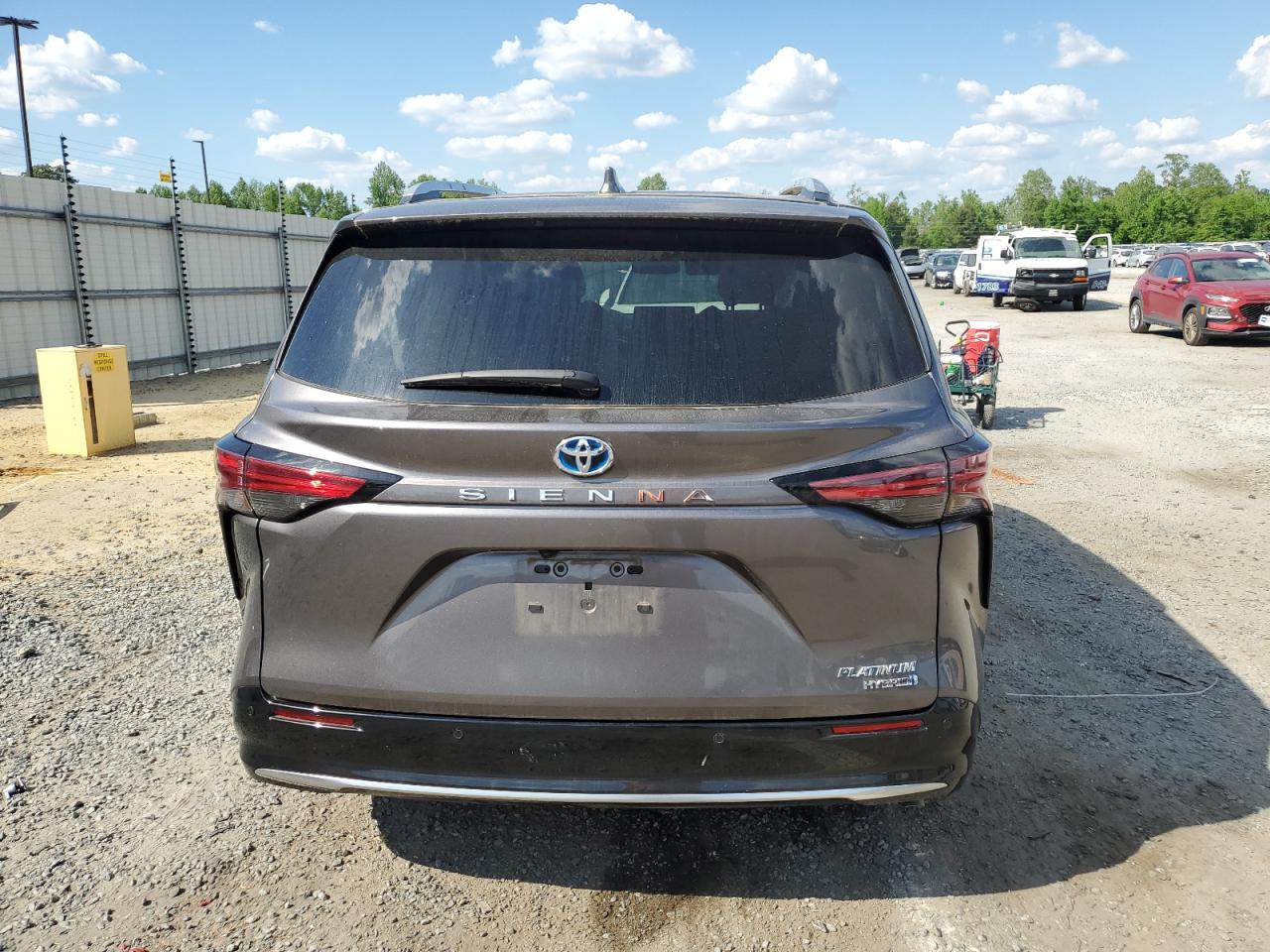 2022 Toyota Sienna Limited VIN: 5TDERKECXNS117289 Lot: 53491924