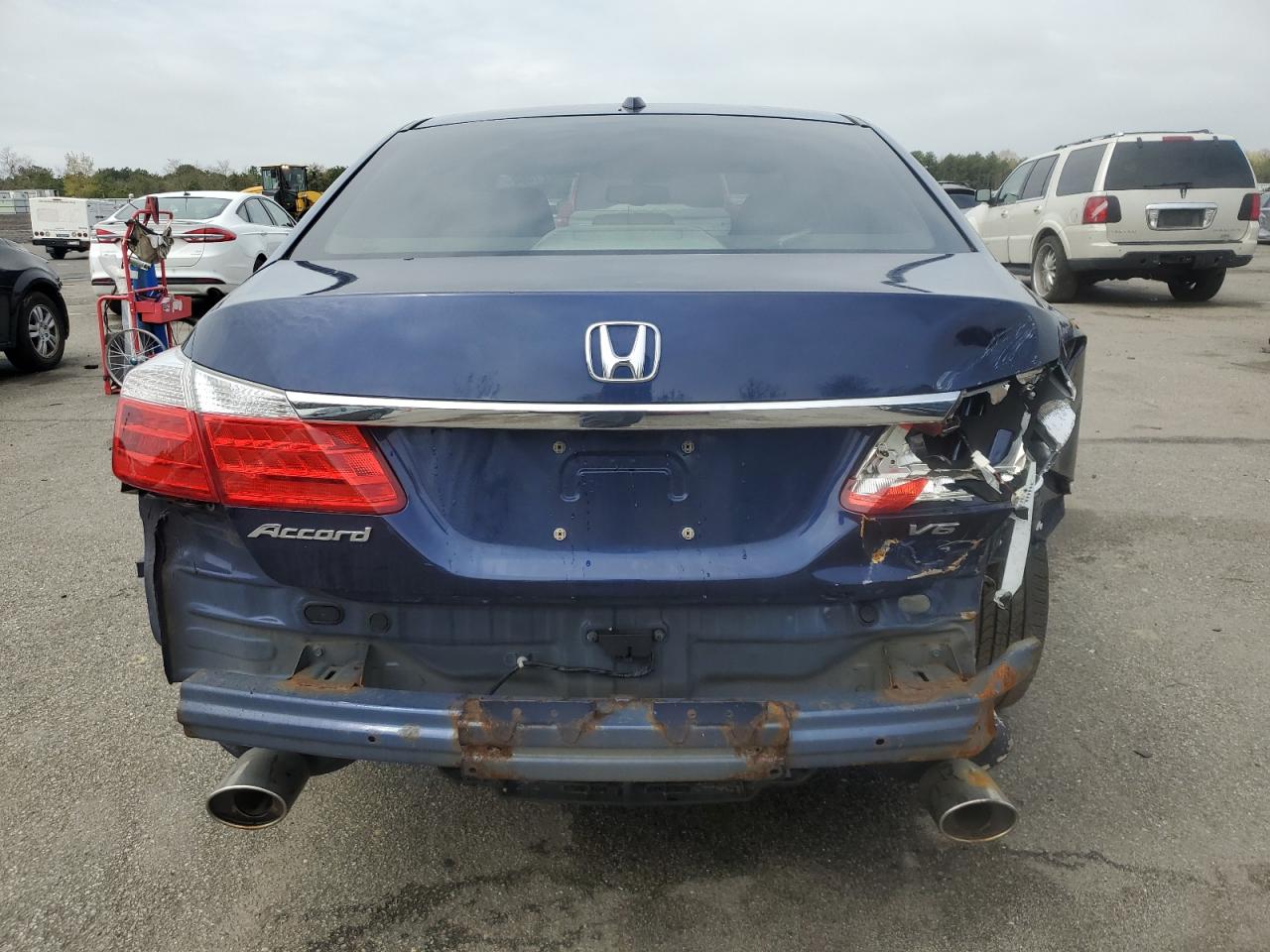 1HGCR3F82DA011259 2013 Honda Accord Exl