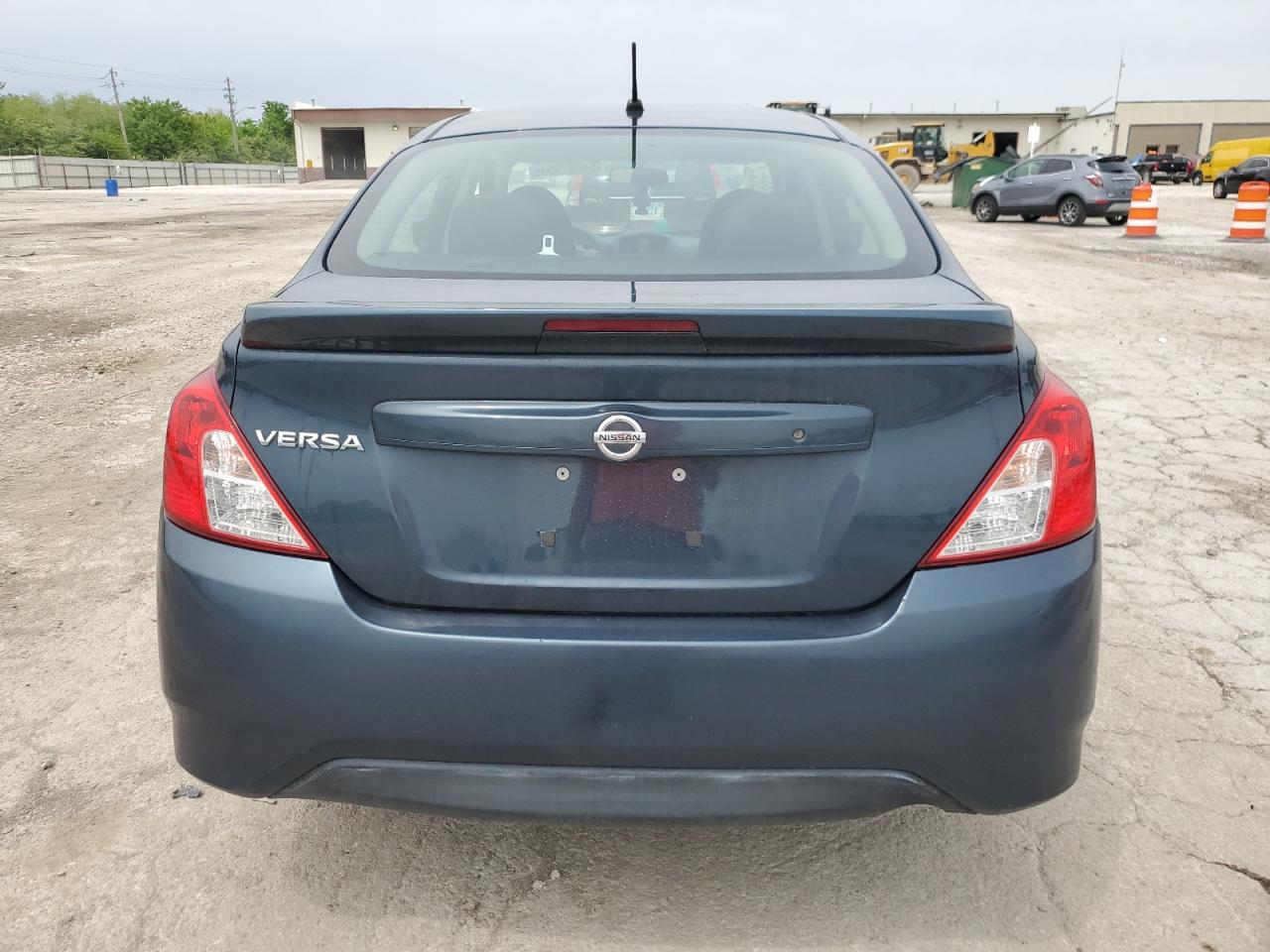 2017 Nissan Versa S VIN: 3N1CN7AP7HL817874 Lot: 71989964