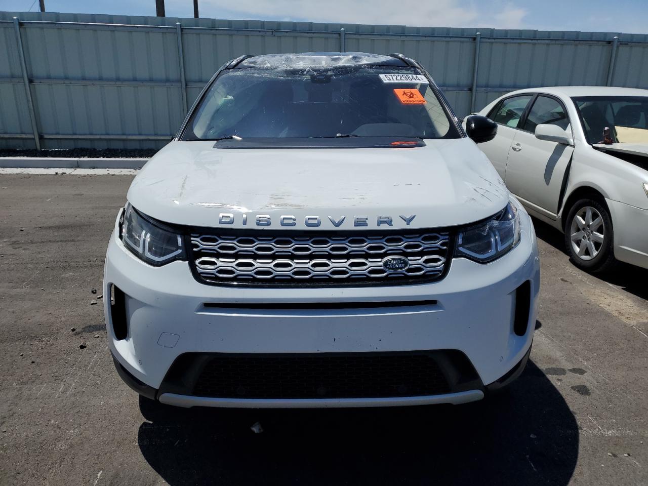 2020 Land Rover Discovery - Image 5