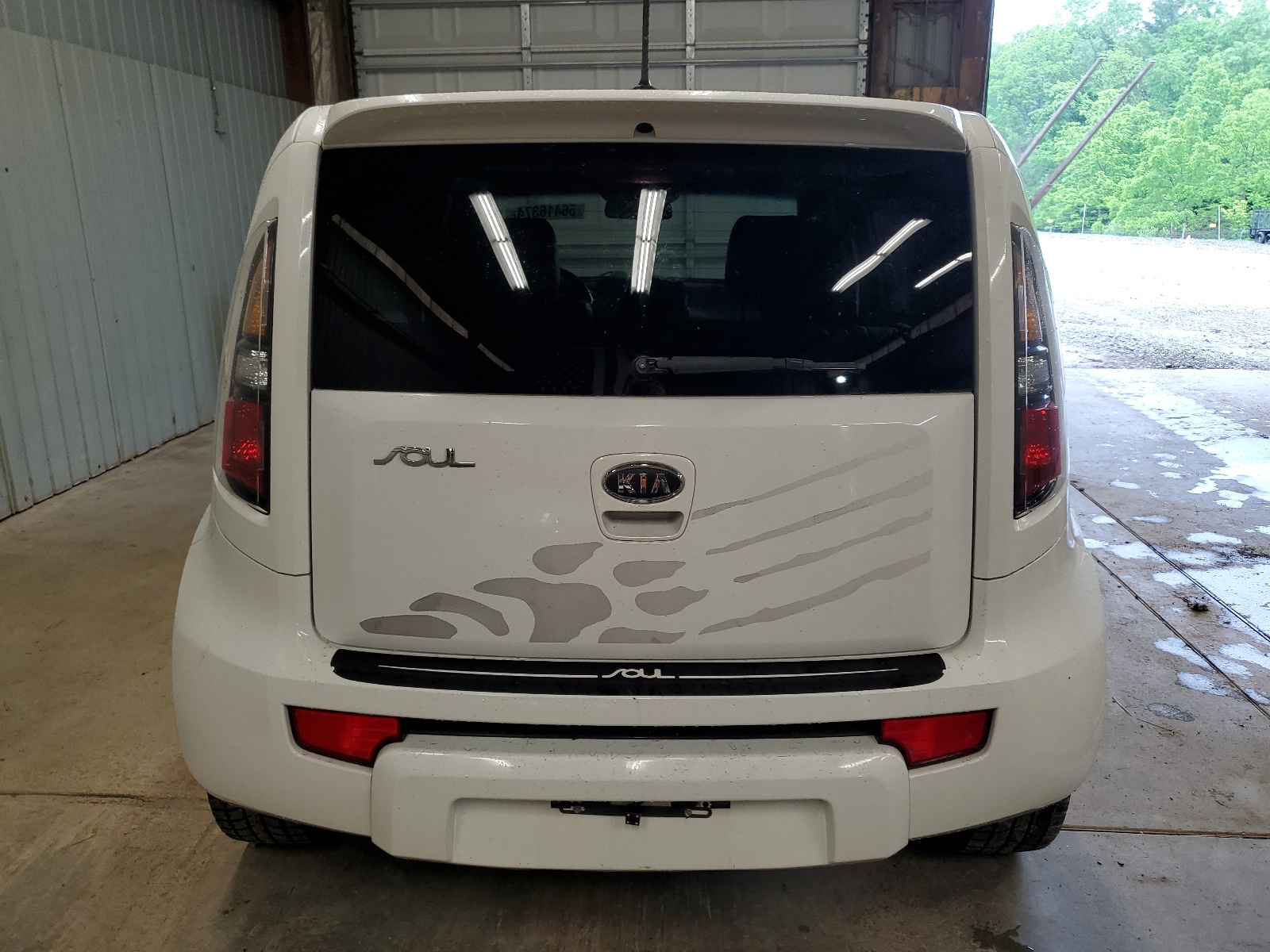 KNDJT2A21B7726273 2011 Kia Soul +