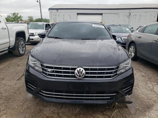  VOLKSWAGEN PASSAT 2018 Черный