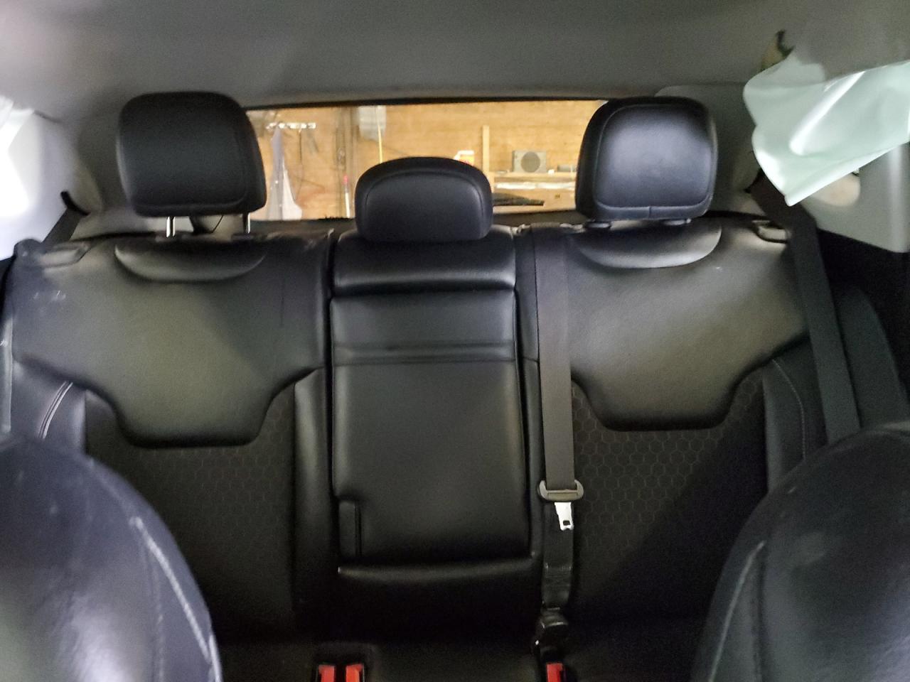 2018 Jeep Compass - Image 10