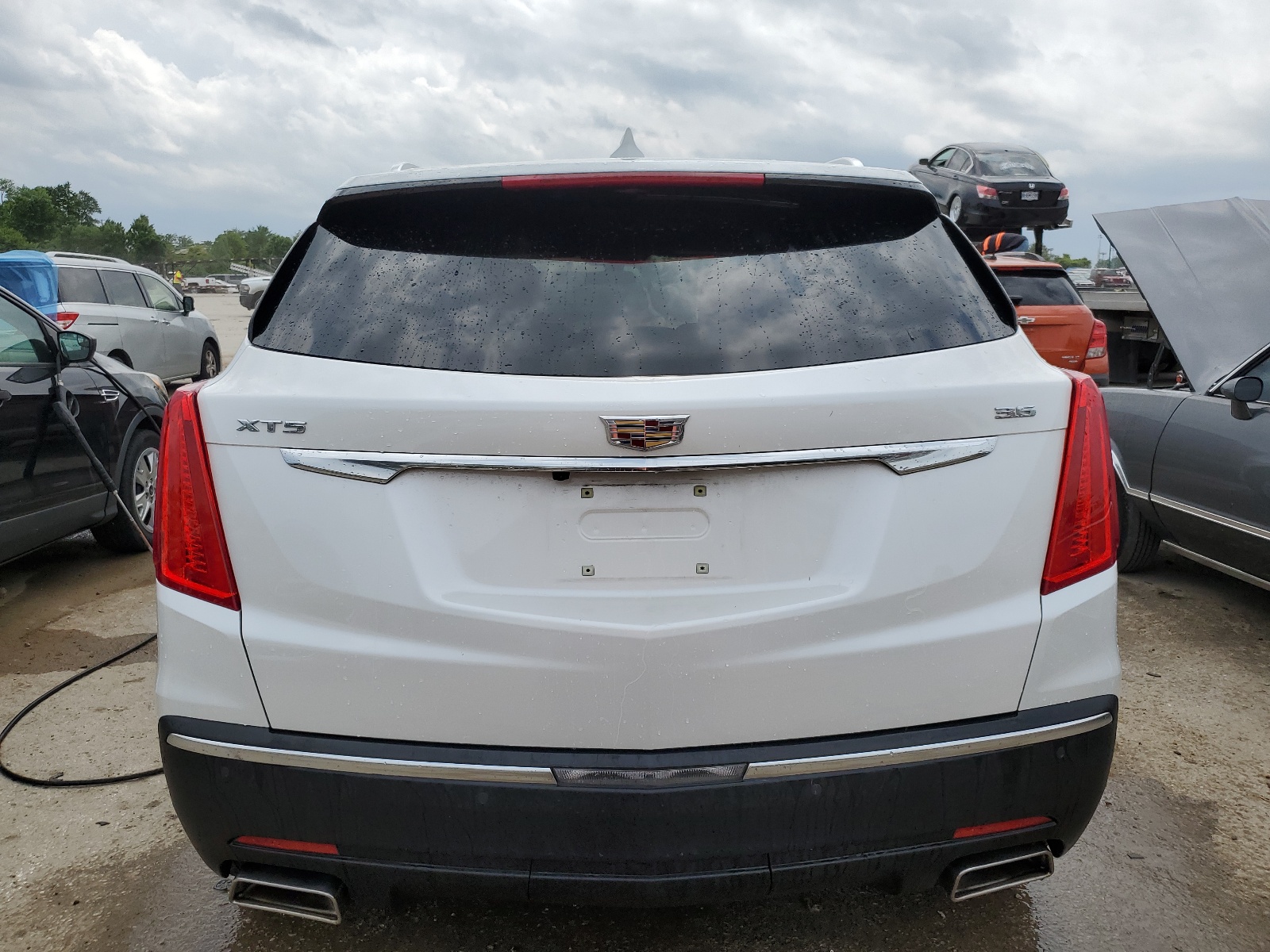 1GYKNARSXHZ303535 2017 Cadillac Xt5