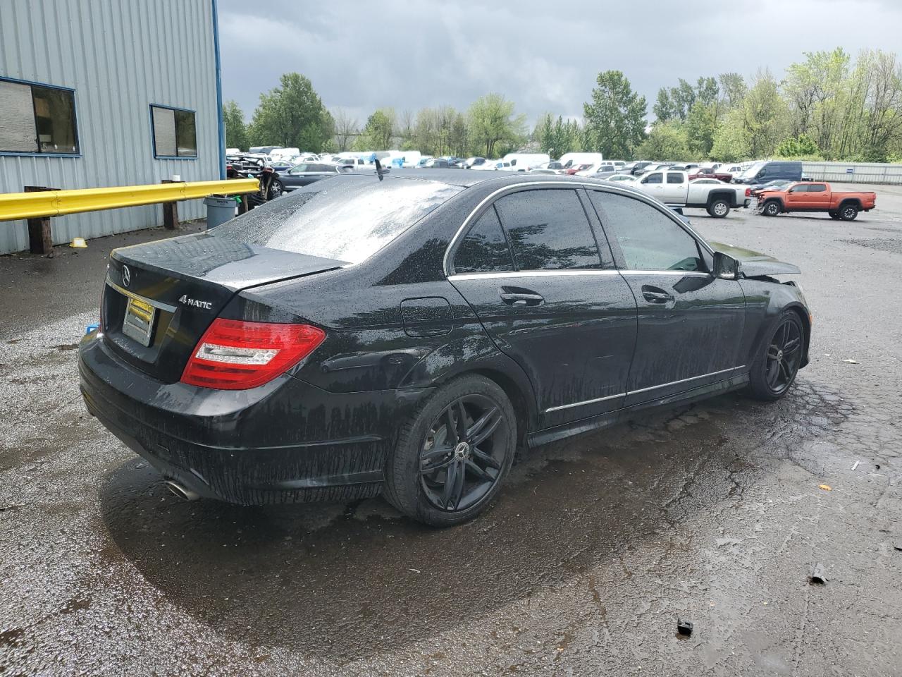 VIN WDDGF8AB2DR244204 2013 MERCEDES-BENZ C-CLASS no.3