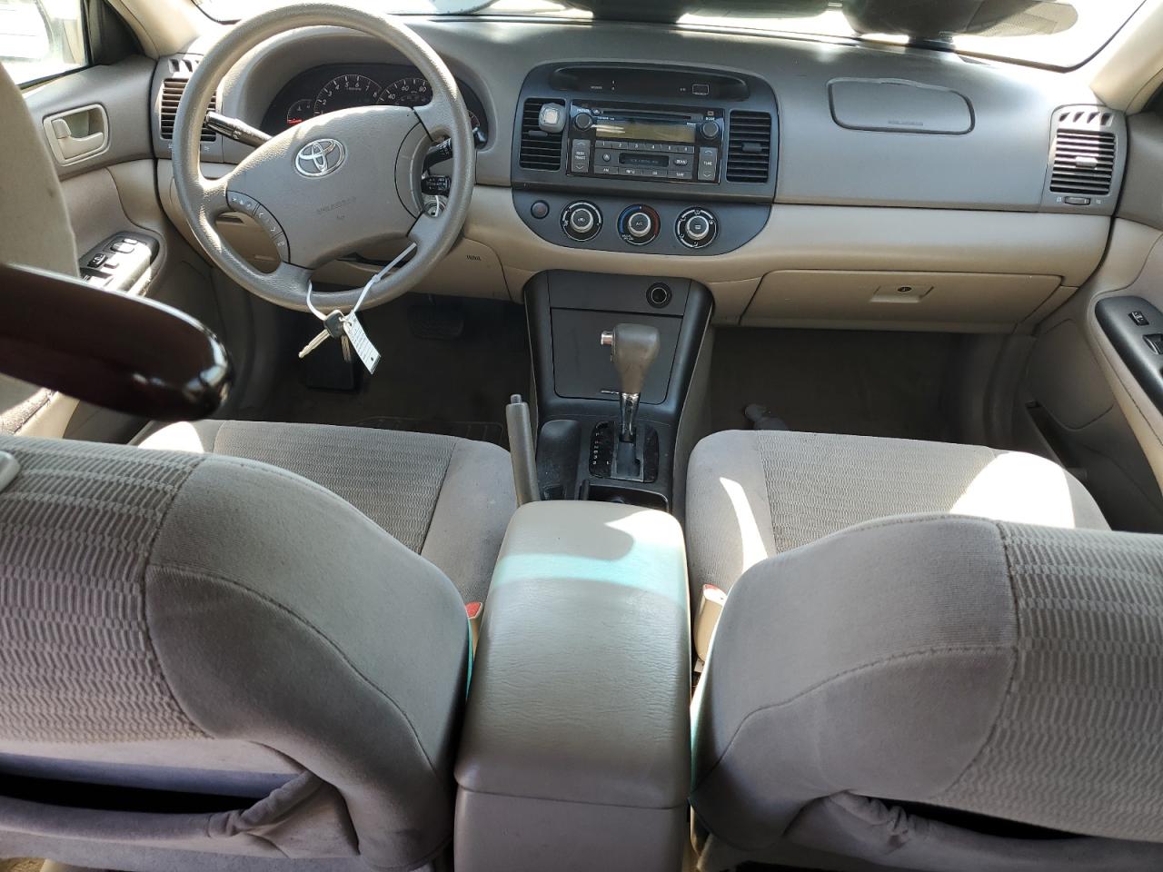 2005 Toyota Camry Le VIN: 4T1BE30KX5U393448 Lot: 54019994