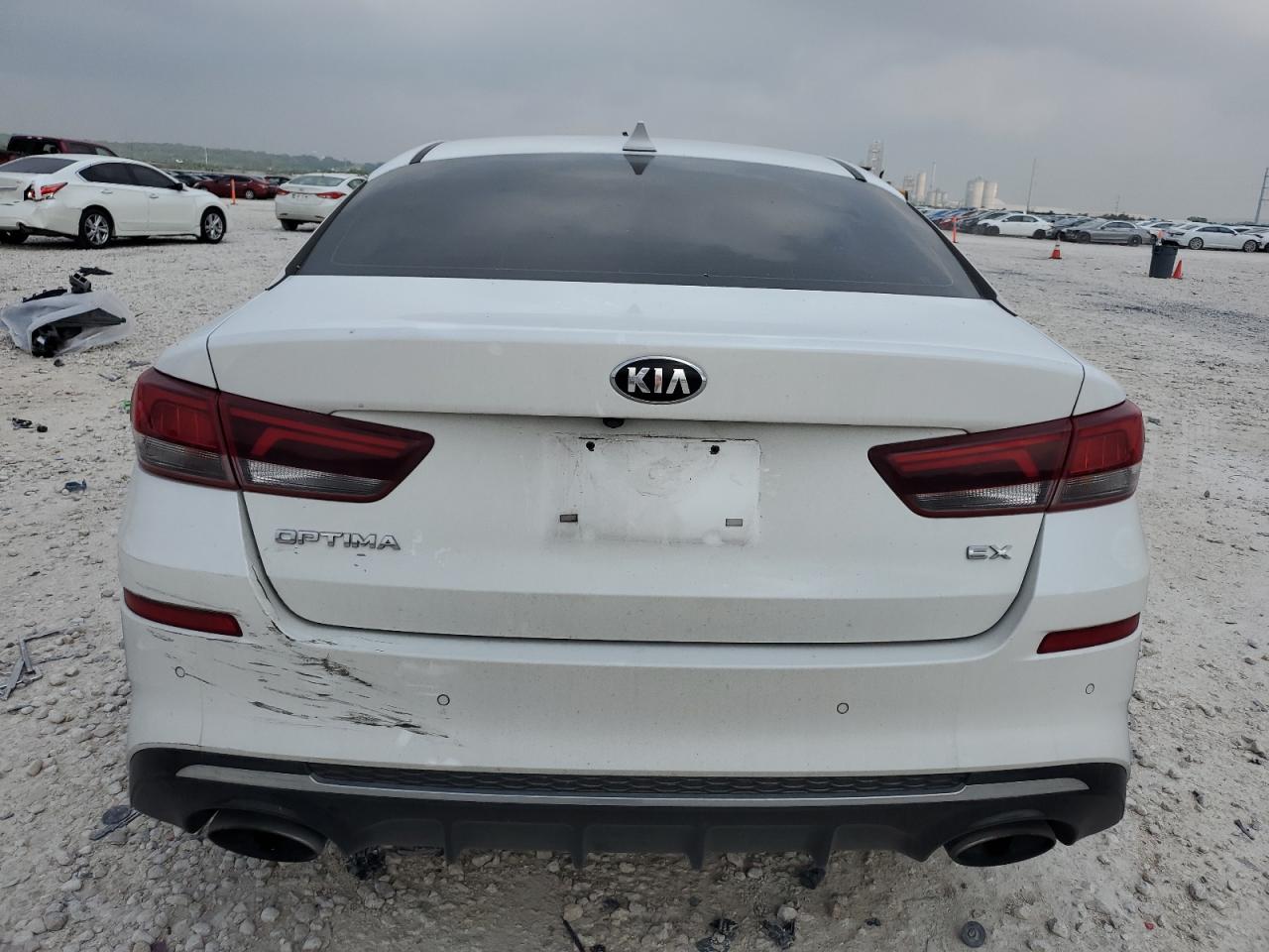 2019 Kia Optima Ex VIN: 5XXGU4L11KG353492 Lot: 55829084