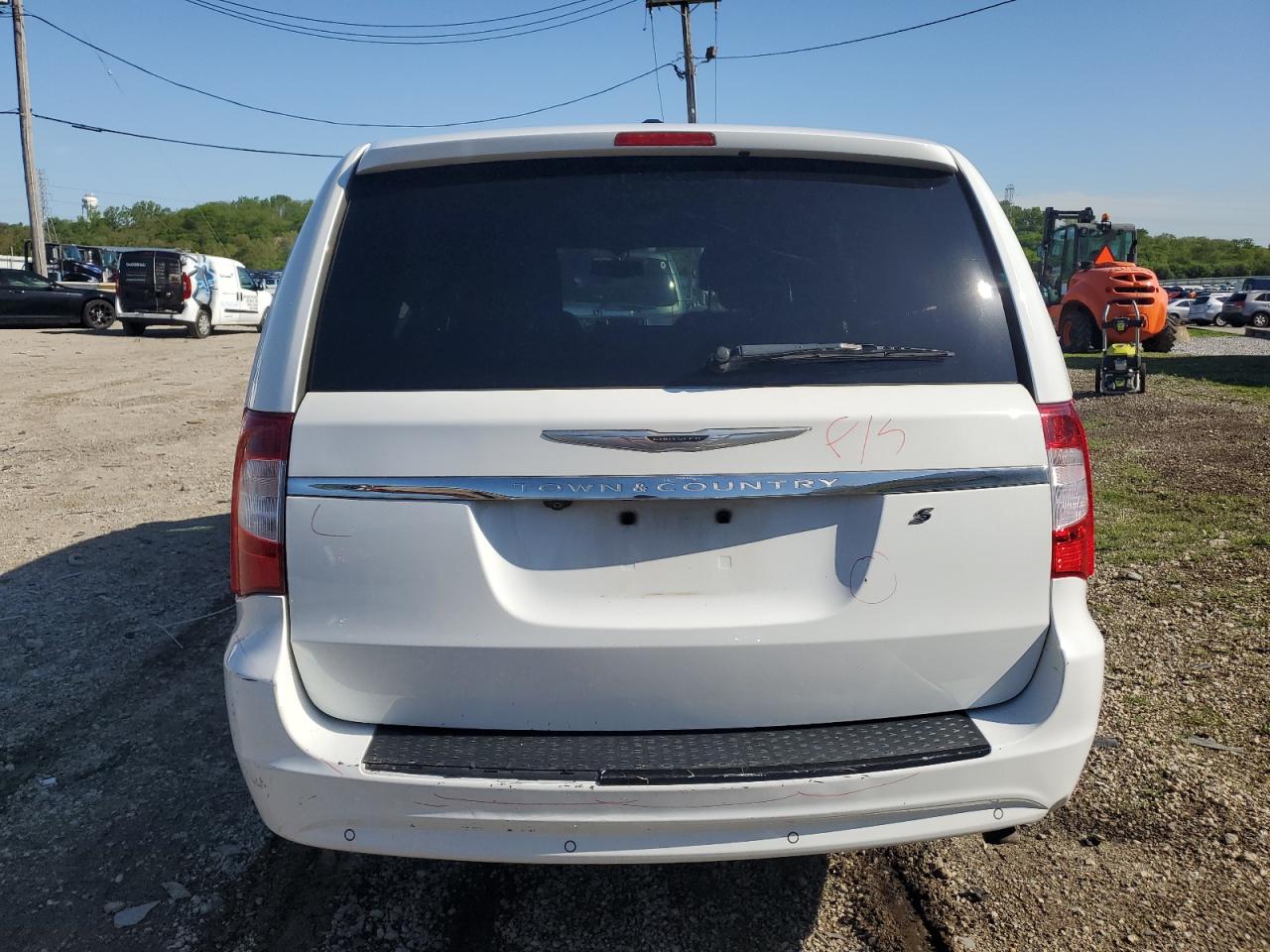 2014 Chrysler Town & Country S VIN: 2C4RC1HG0ER313441 Lot: 51113534