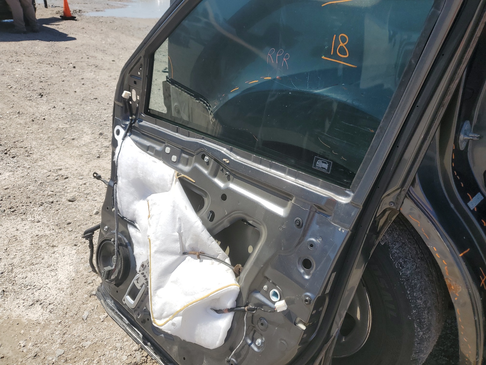 5FNYF3H2XBB042916 2011 Honda Pilot Lx