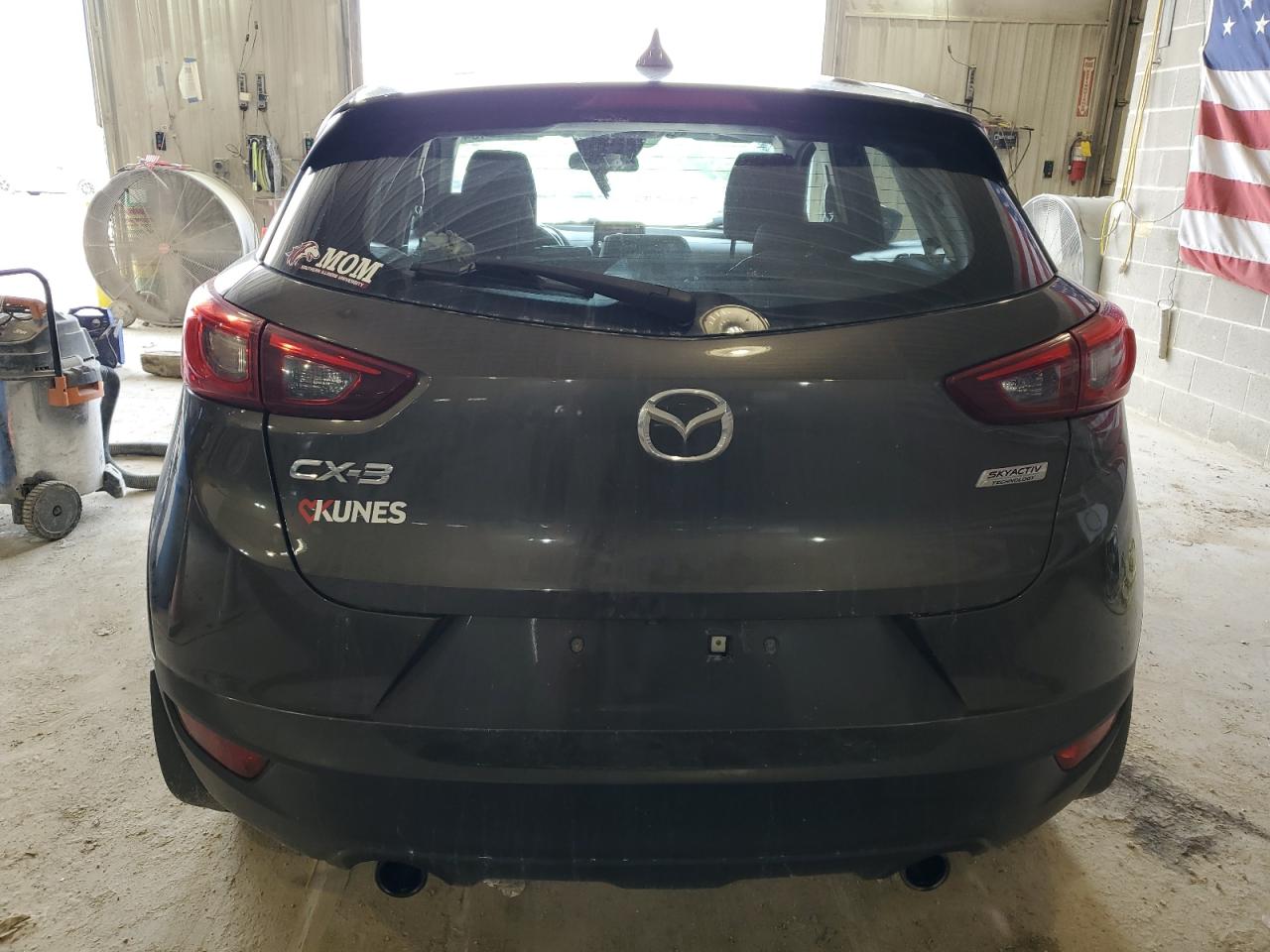 JM1DKDB70J0300247 2018 Mazda Cx-3 Sport