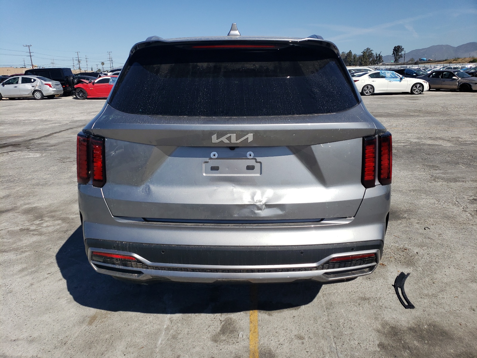 KNDRG4LG9N5120747 2022 Kia Sorento S